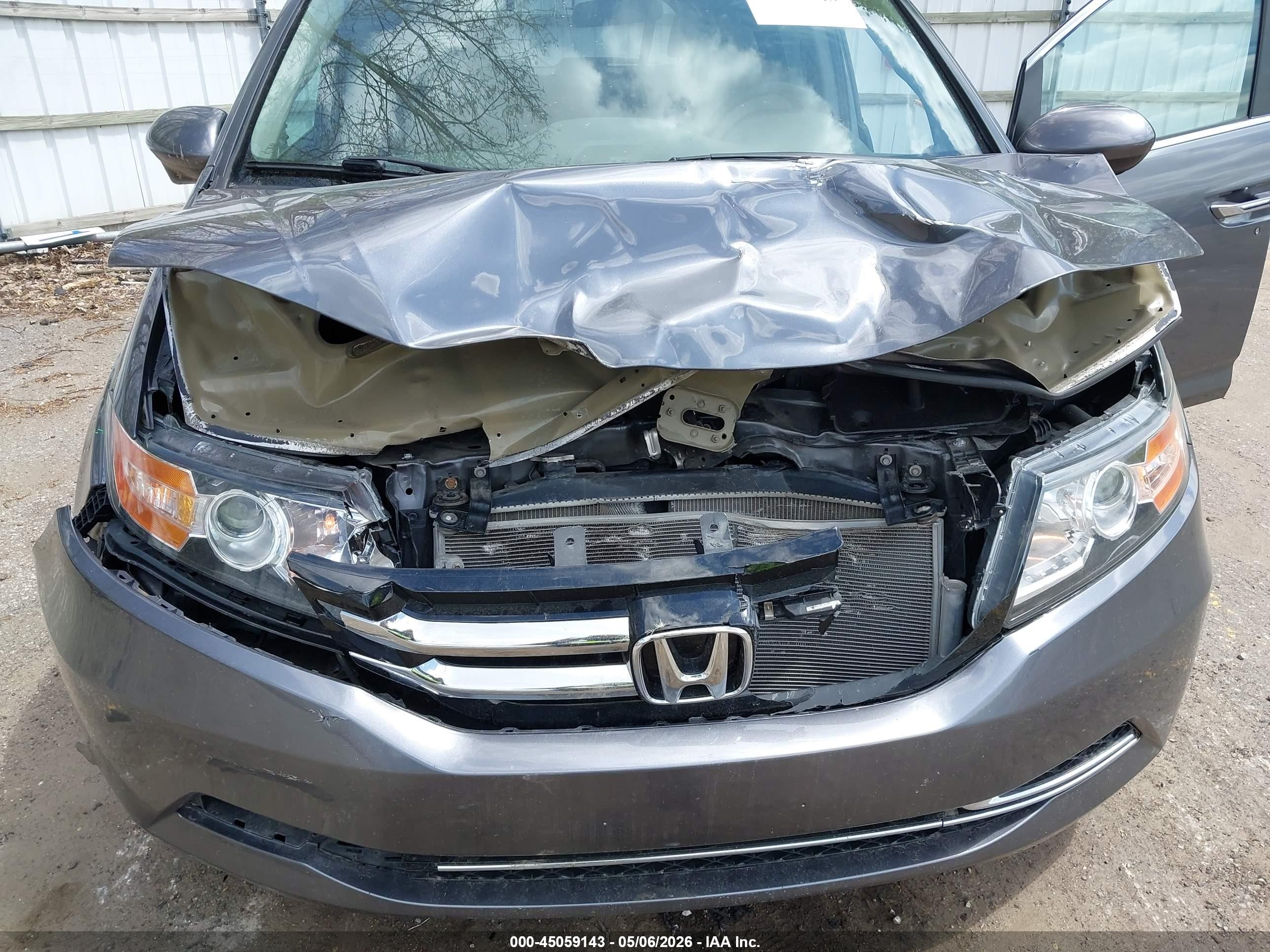 2016 Honda Odyssey Se Gray vin: 5FNRL5H30GB116501