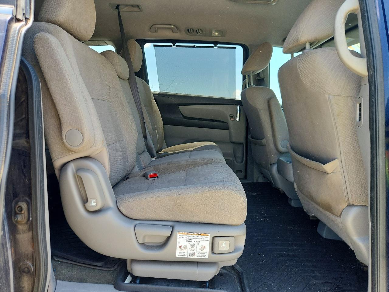 2016 Honda Odyssey Se Blue vin: 5FNRL5H32GB092007