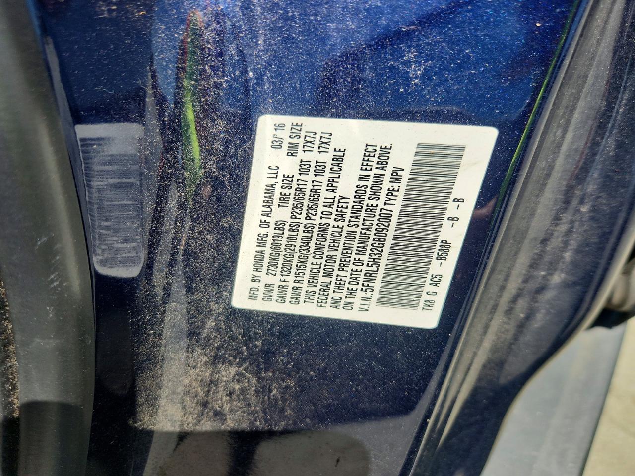 2016 Honda Odyssey Se Blue vin: 5FNRL5H32GB092007