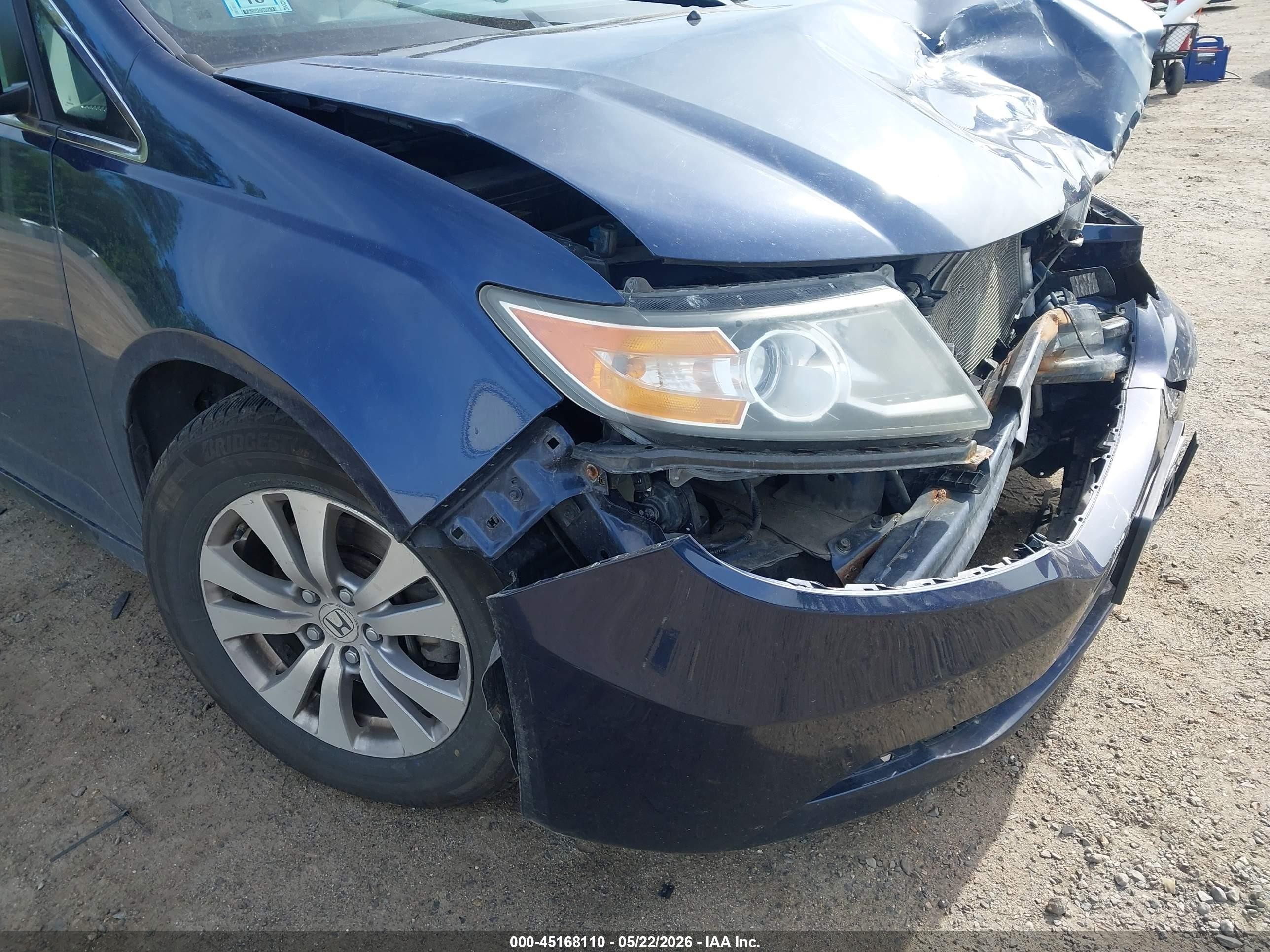 2017 Honda Odyssey Se Dark Blue vin: 5FNRL5H32HB025375