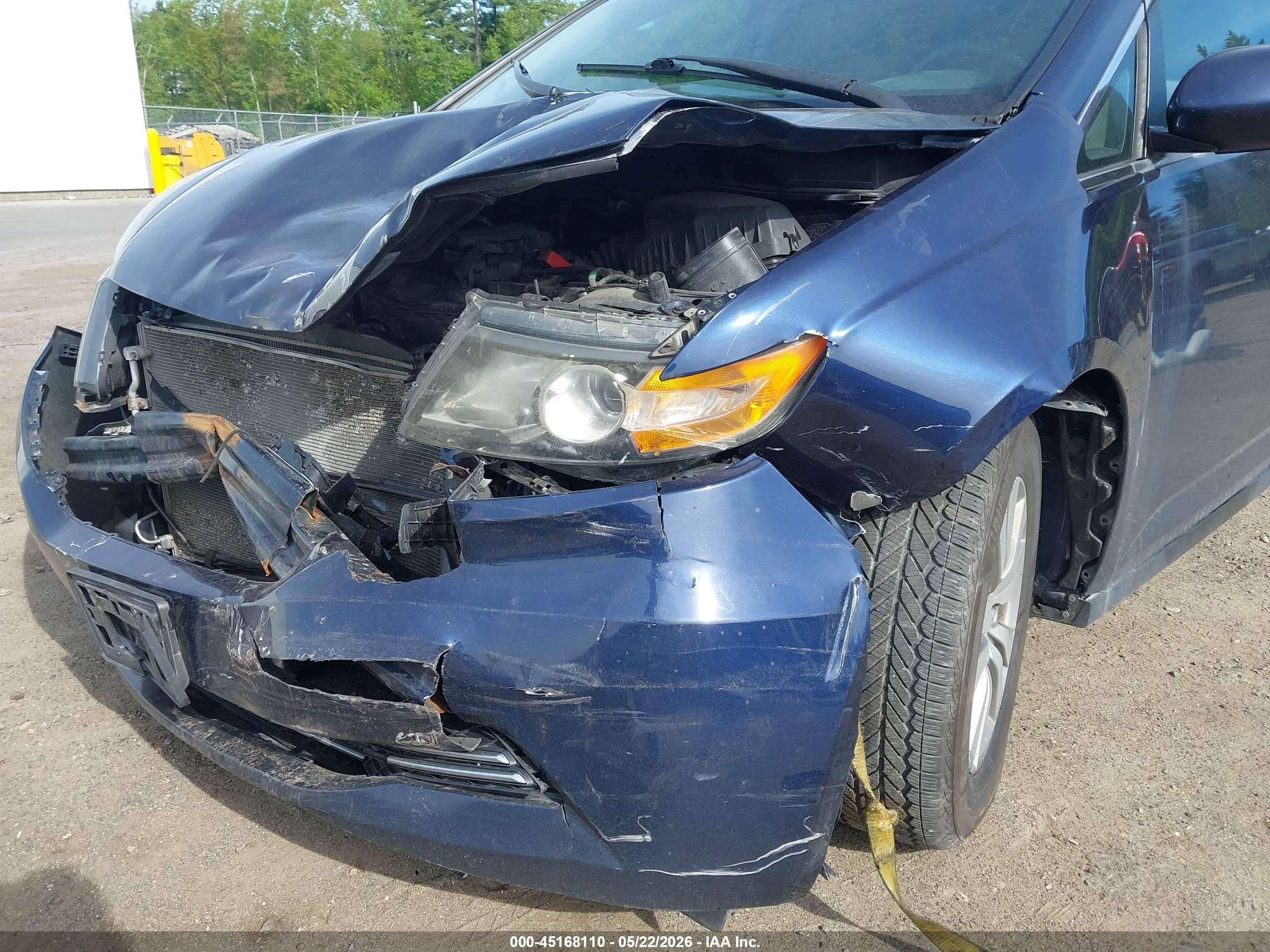 2017 Honda Odyssey Se Dark Blue vin: 5FNRL5H32HB025375