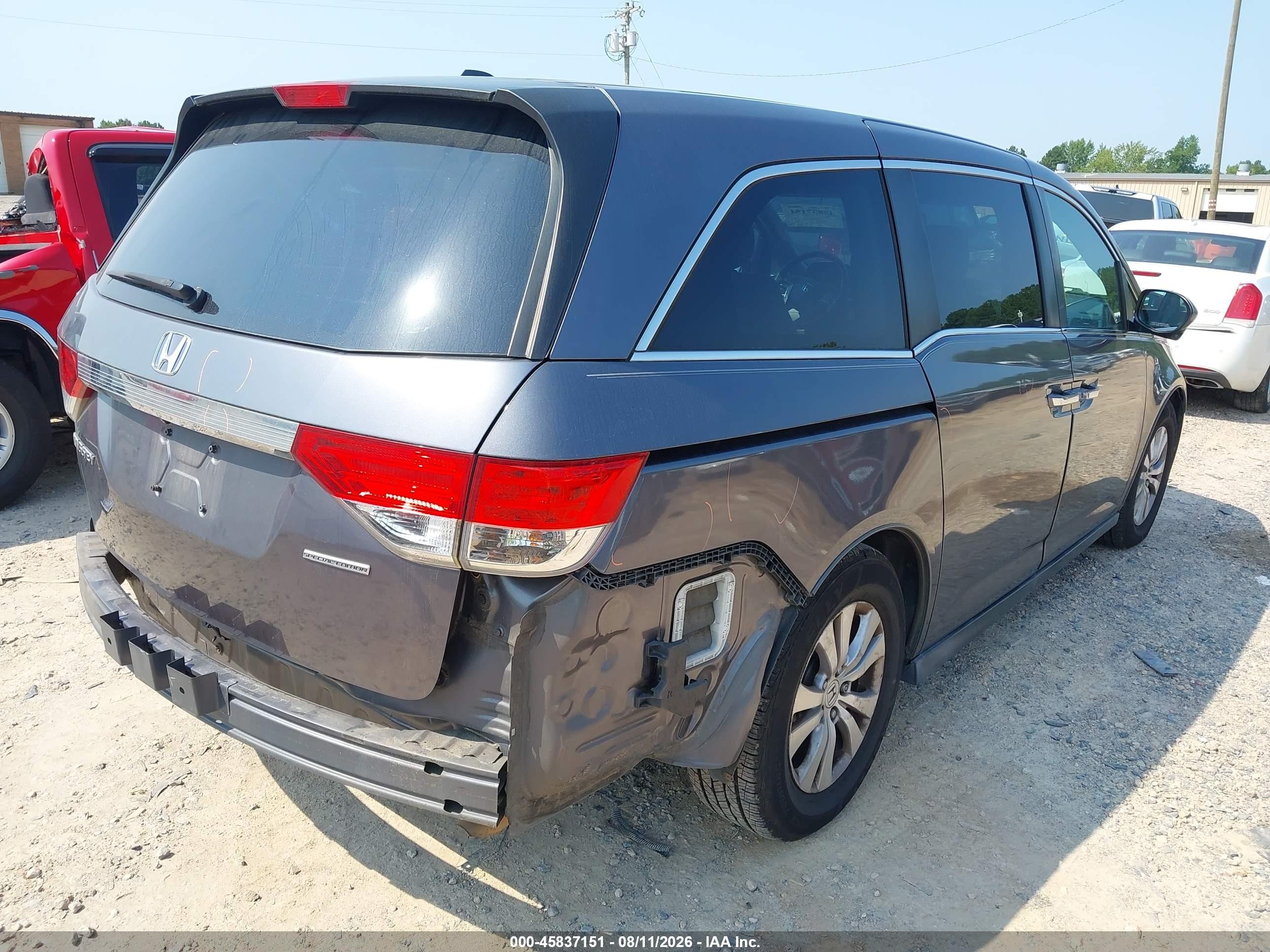2016 Honda Odyssey Se Gray vin: 5FNRL5H33GB018286