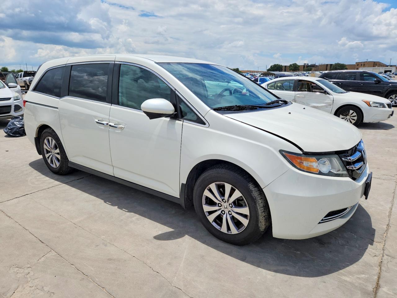 2016 Honda Odyssey Se White vin: 5FNRL5H33GB035671