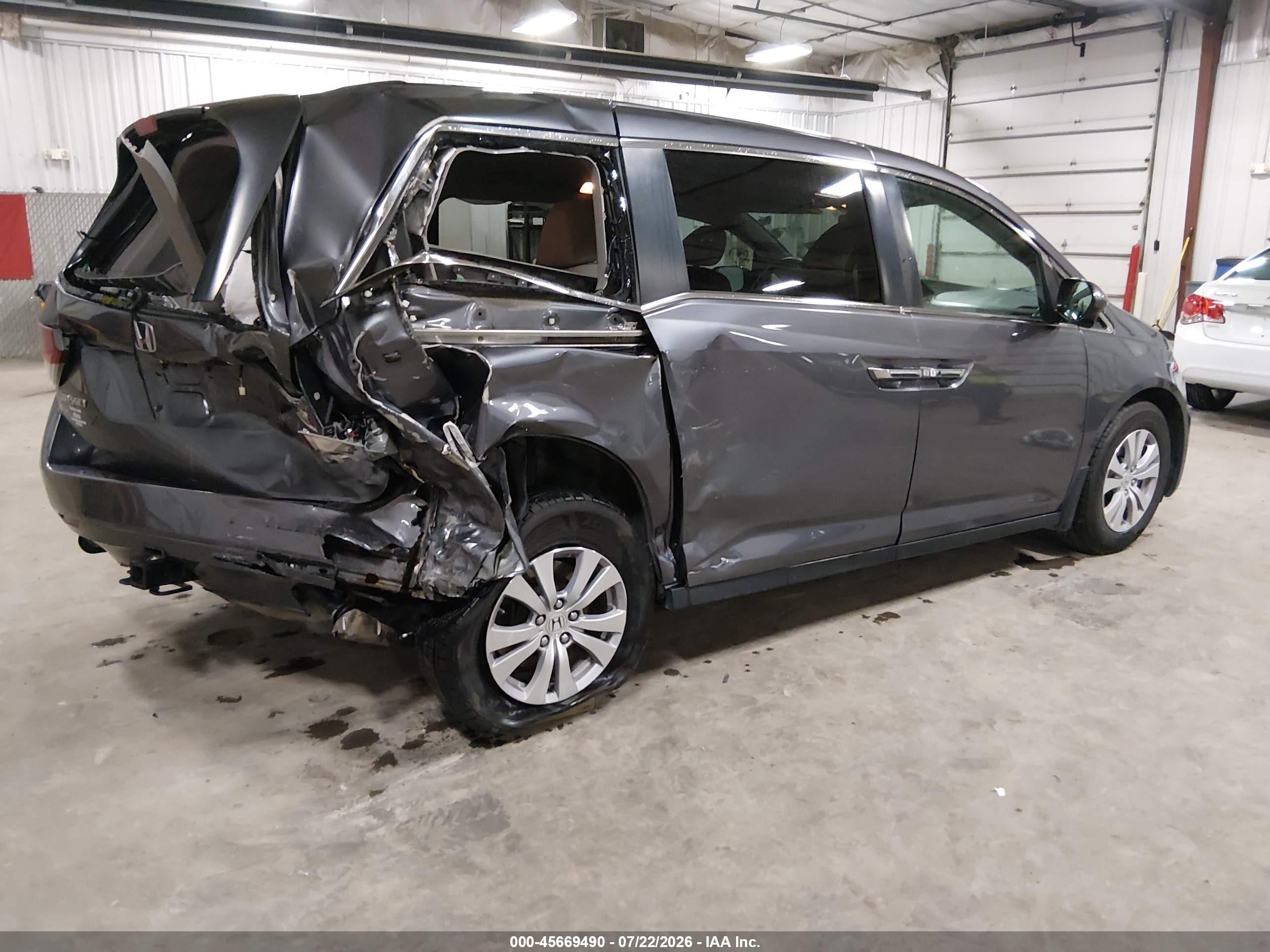 2016 Honda Odyssey Se Gray vin: 5FNRL5H36GB081074