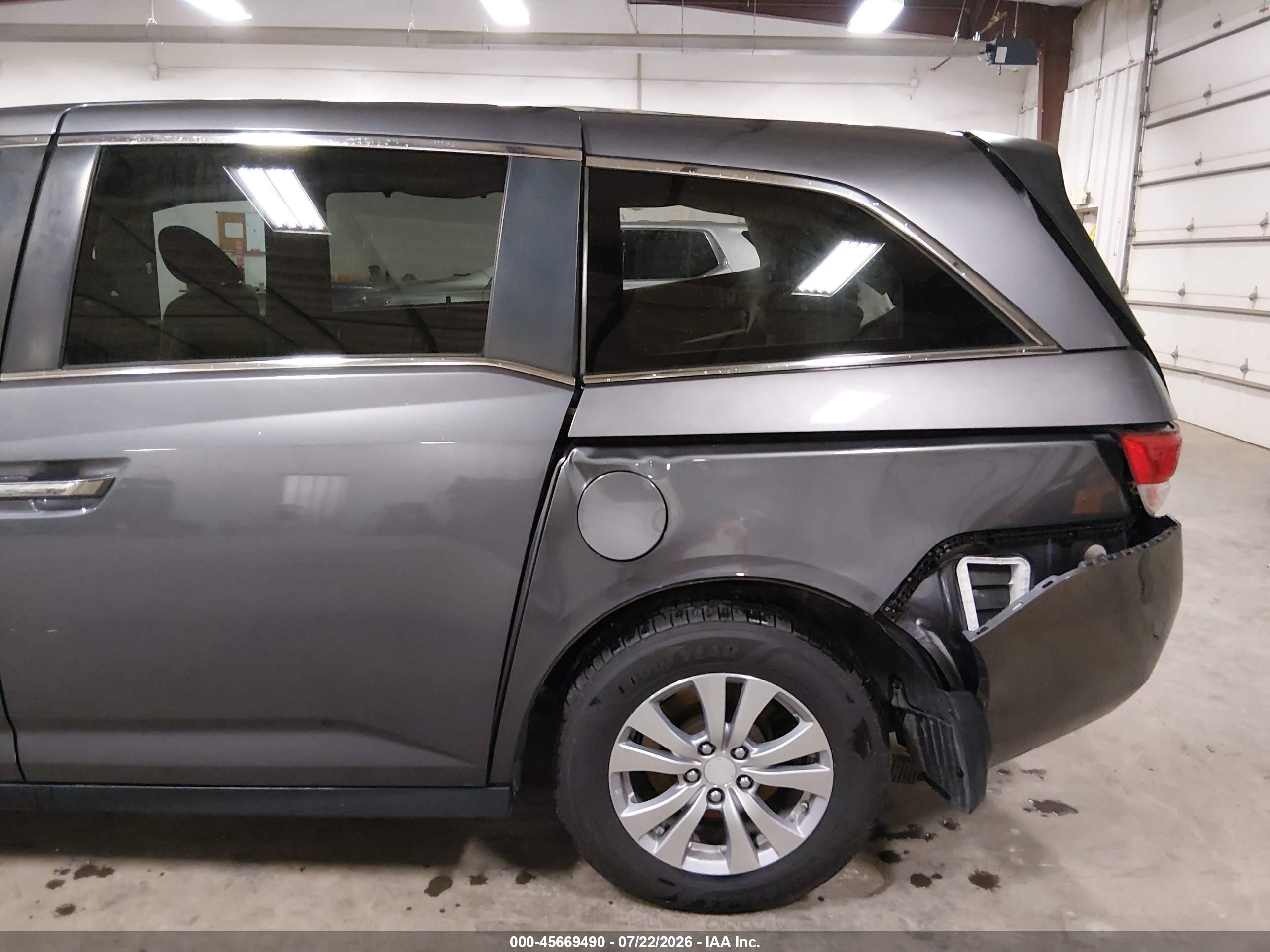 2016 Honda Odyssey Se Gray vin: 5FNRL5H36GB081074