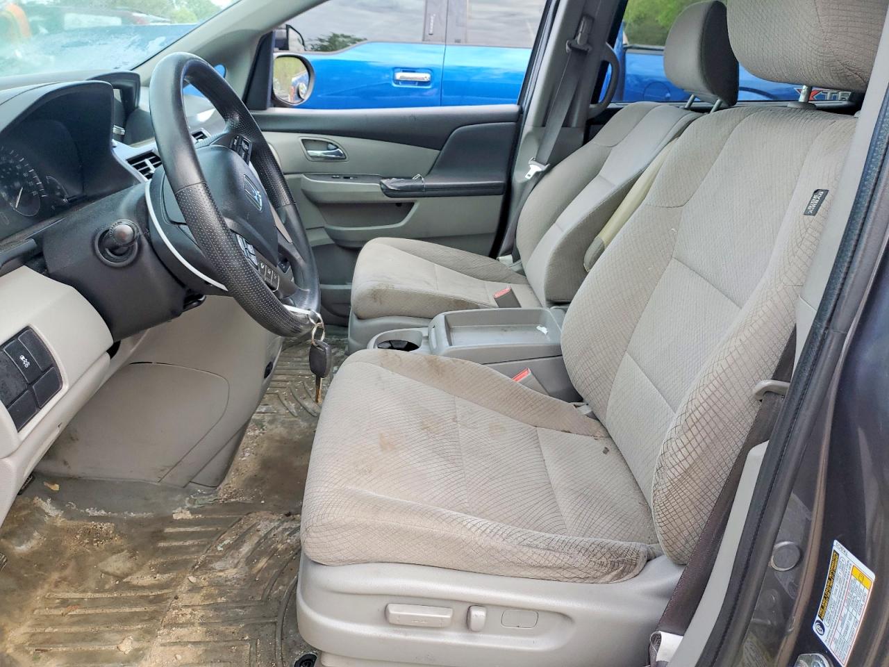 2017 Honda Odyssey Se Gray vin: 5FNRL5H36HB501191