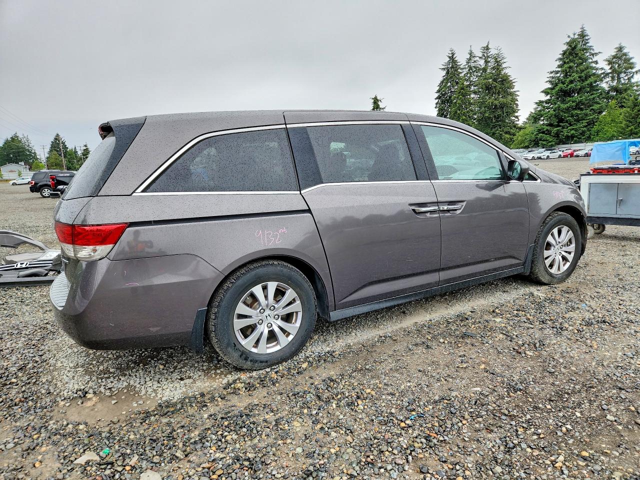 2016 Honda Odyssey Se Gray vin: 5FNRL5H38GB078581