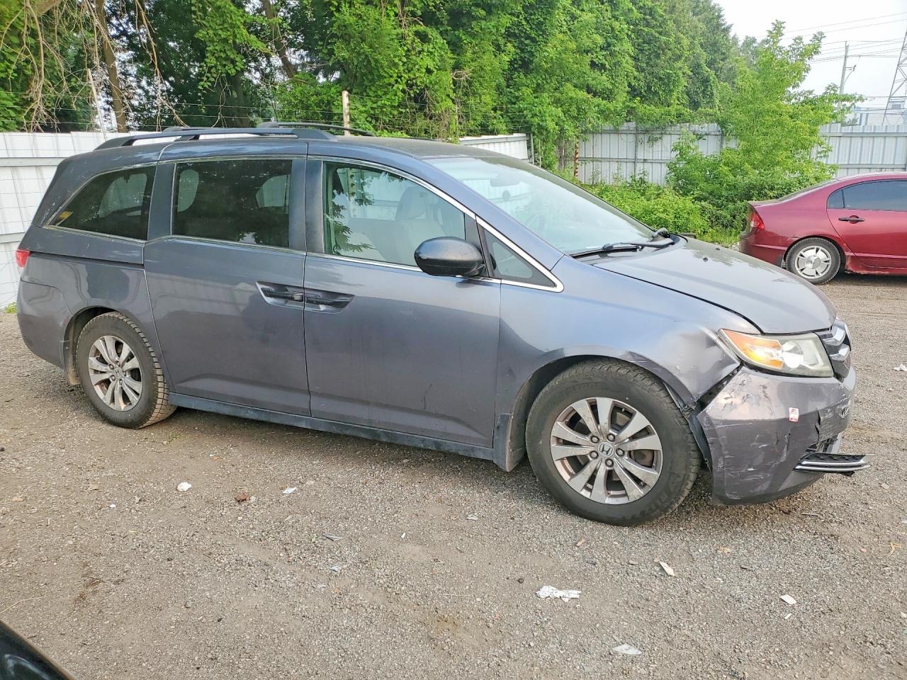 2014 Honda Odyssey Se Gray vin: 5FNRL5H3XEB504705