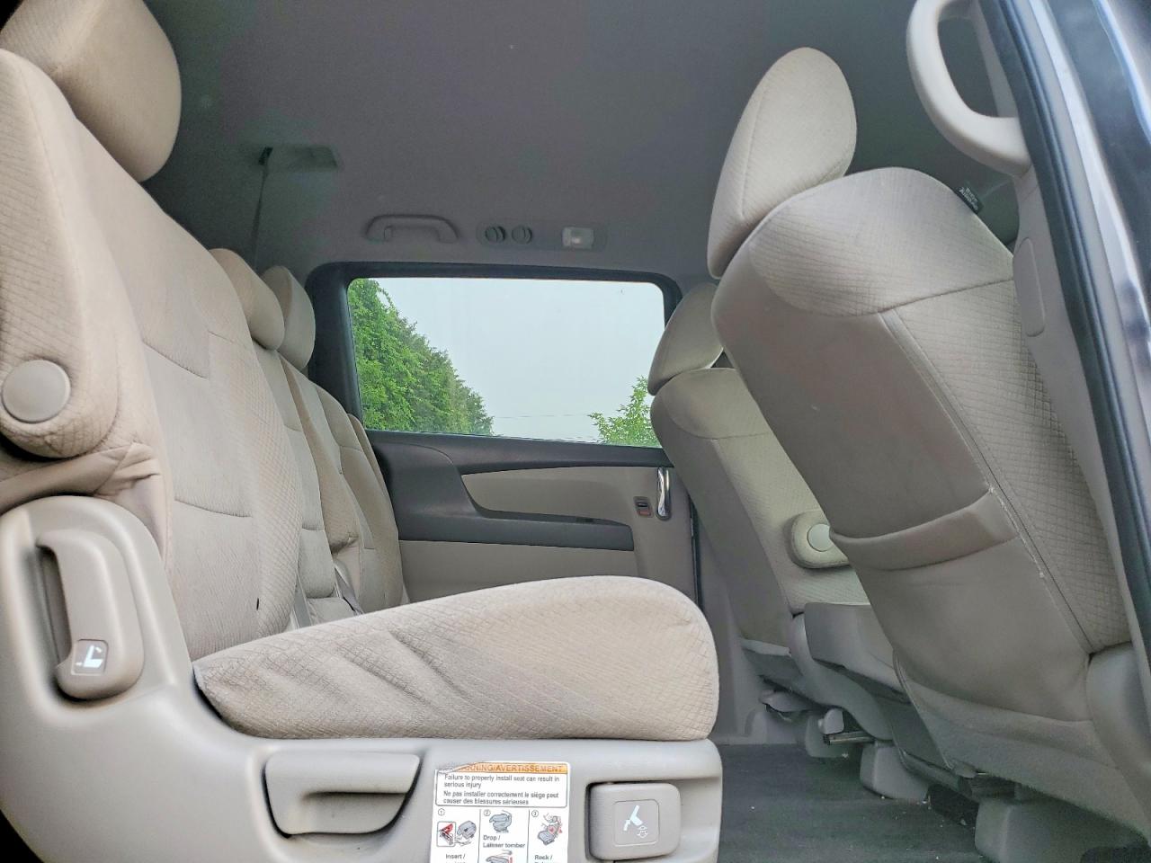 2014 Honda Odyssey Se Gray vin: 5FNRL5H3XEB504705
