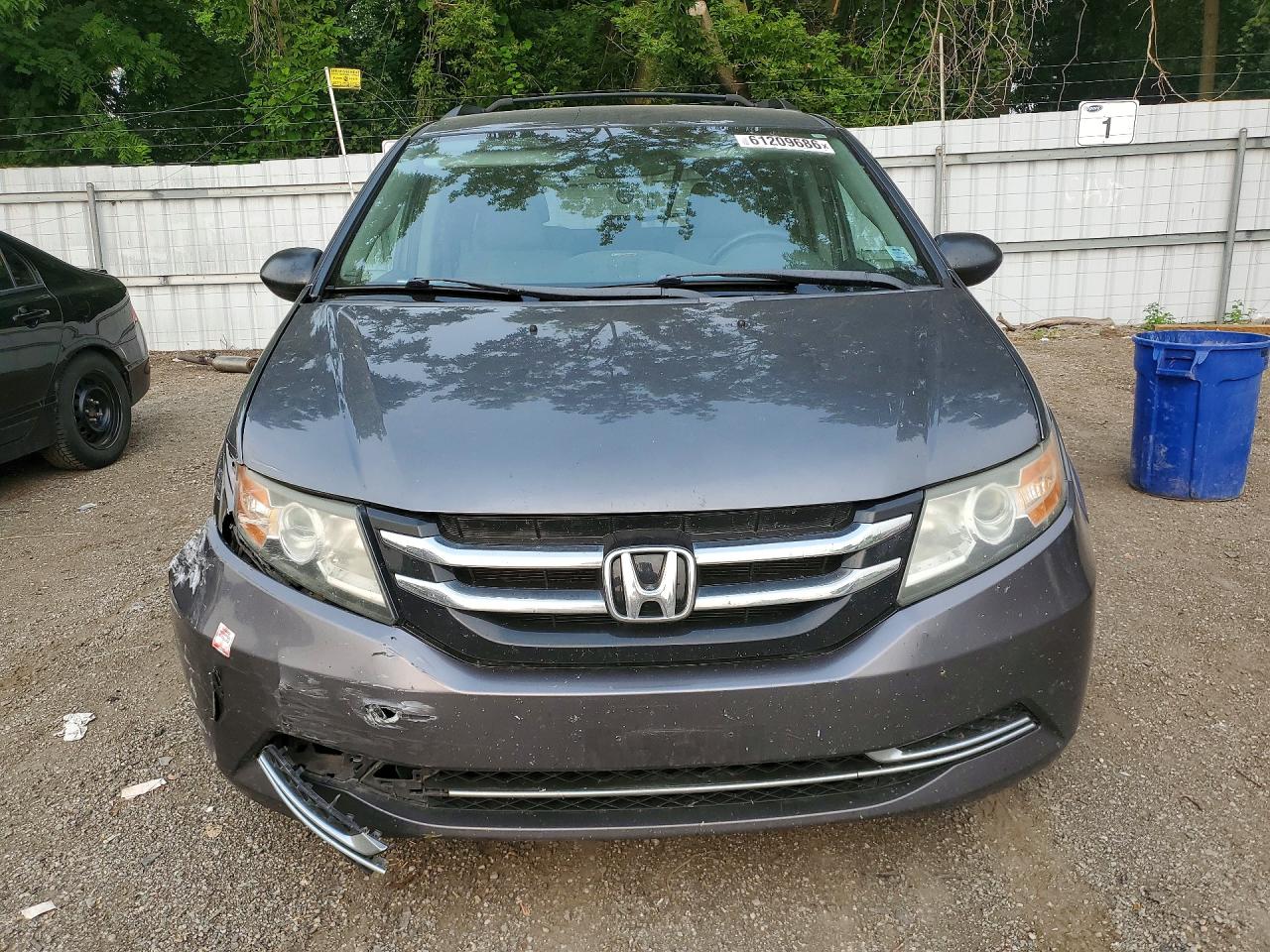 2014 Honda Odyssey Se Gray vin: 5FNRL5H3XEB504705