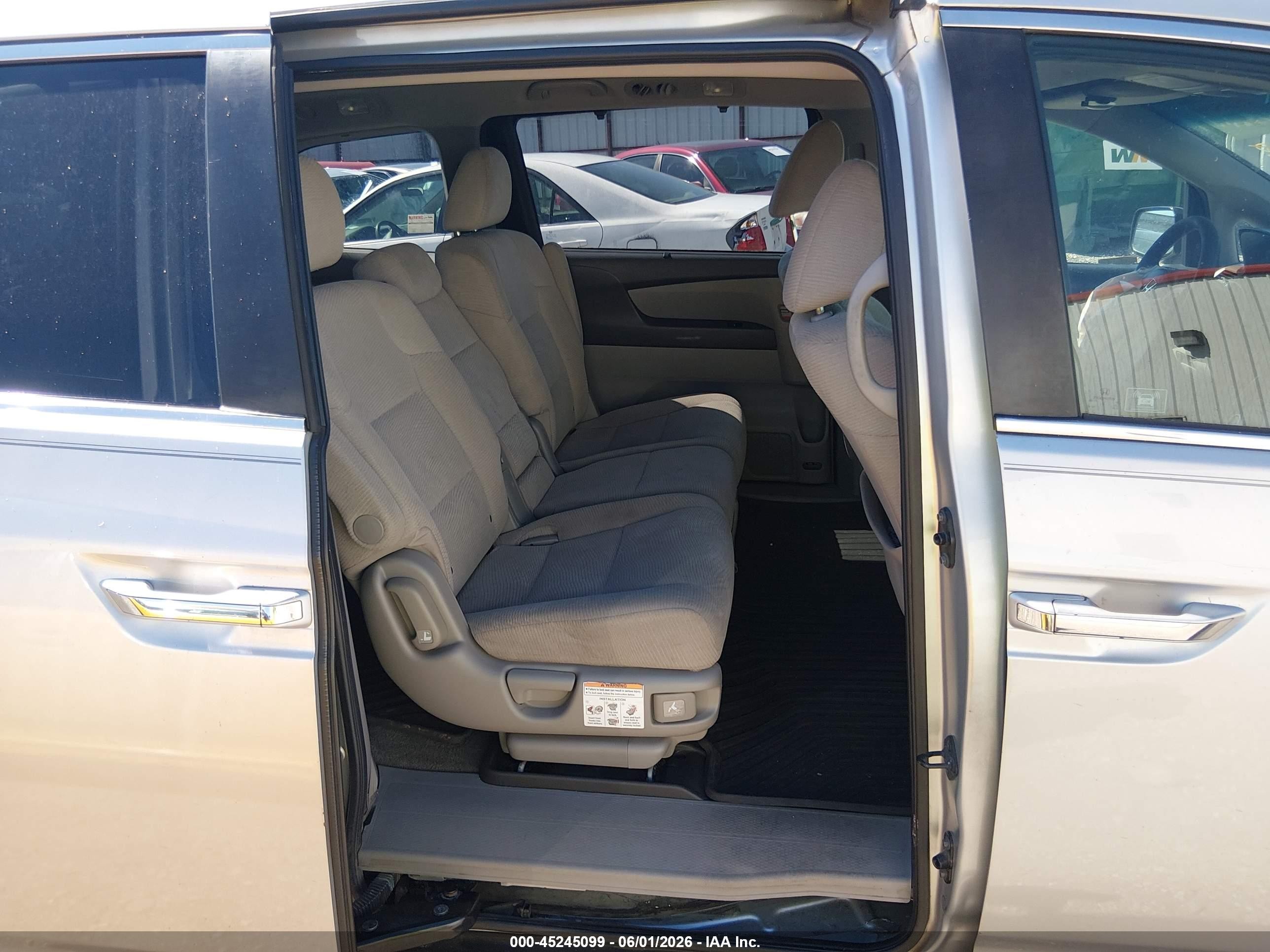 2011 Honda Odyssey Ex Silver vin: 5FNRL5H40BB004749