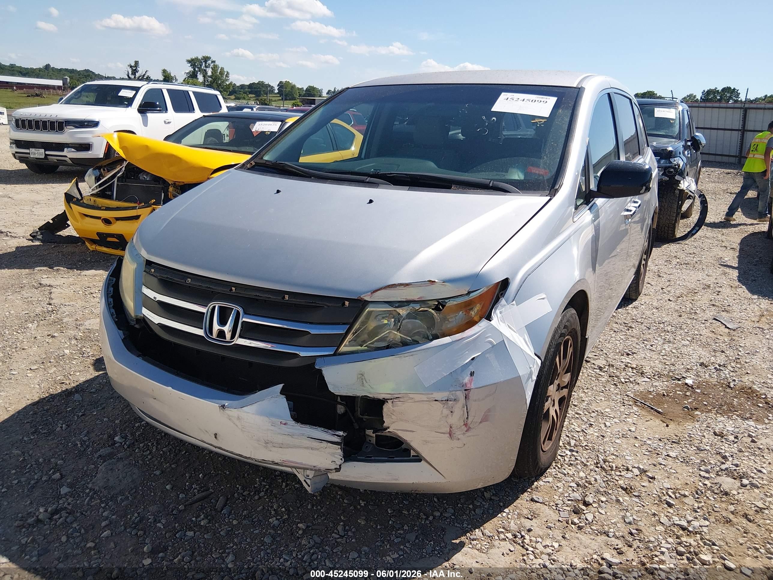2011 Honda Odyssey Ex Silver vin: 5FNRL5H40BB004749