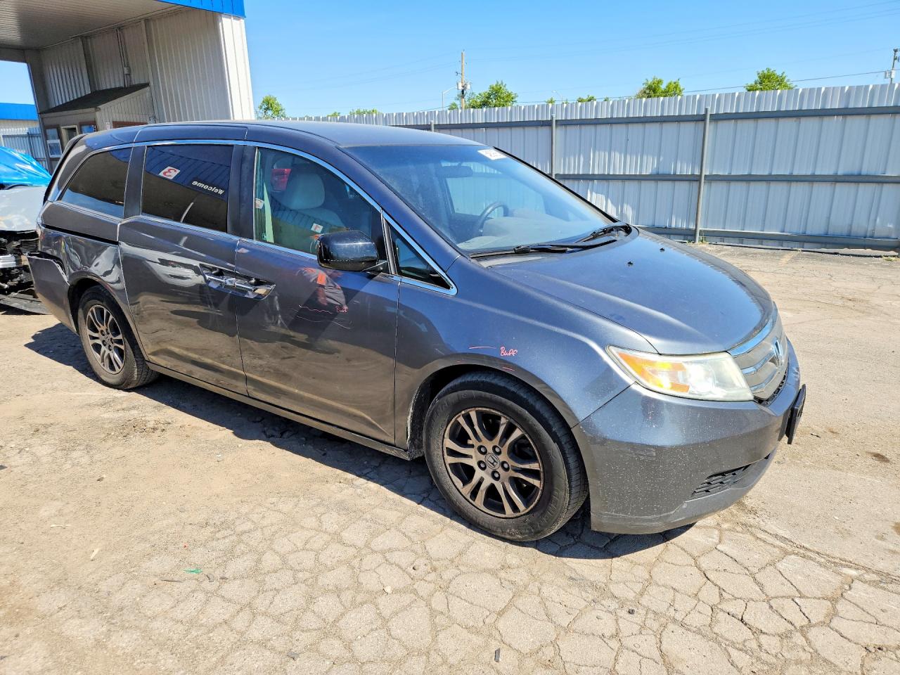 2011 Honda Odyssey Ex Gray vin: 5FNRL5H40BB025505