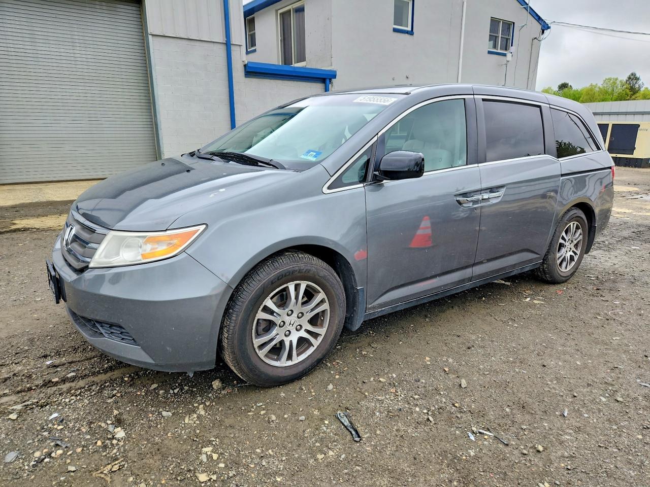 2011 Honda Odyssey Ex Gray vin: 5FNRL5H40BB061954