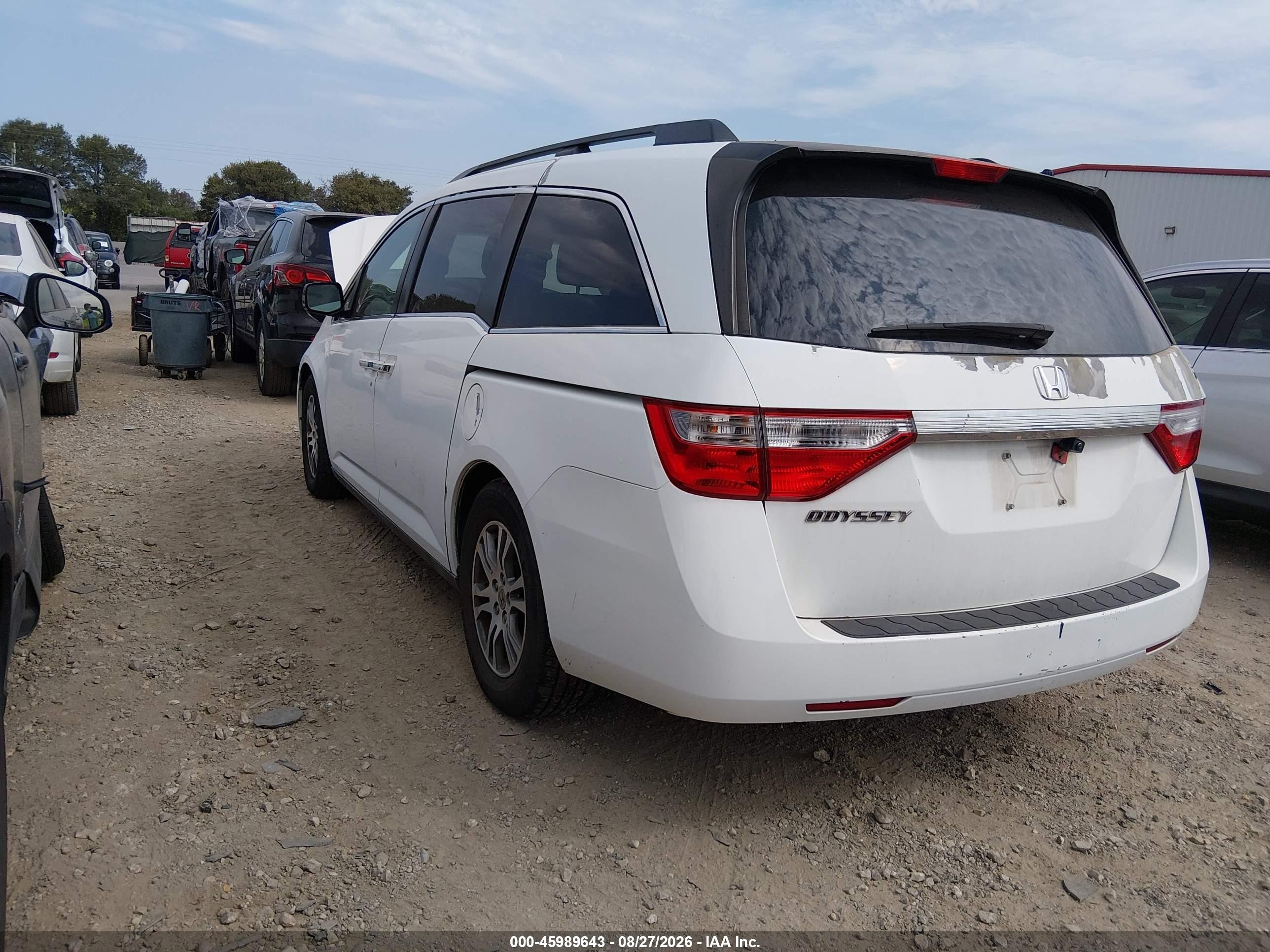 2011 Honda Odyssey Ex White vin: 5FNRL5H40BB067785