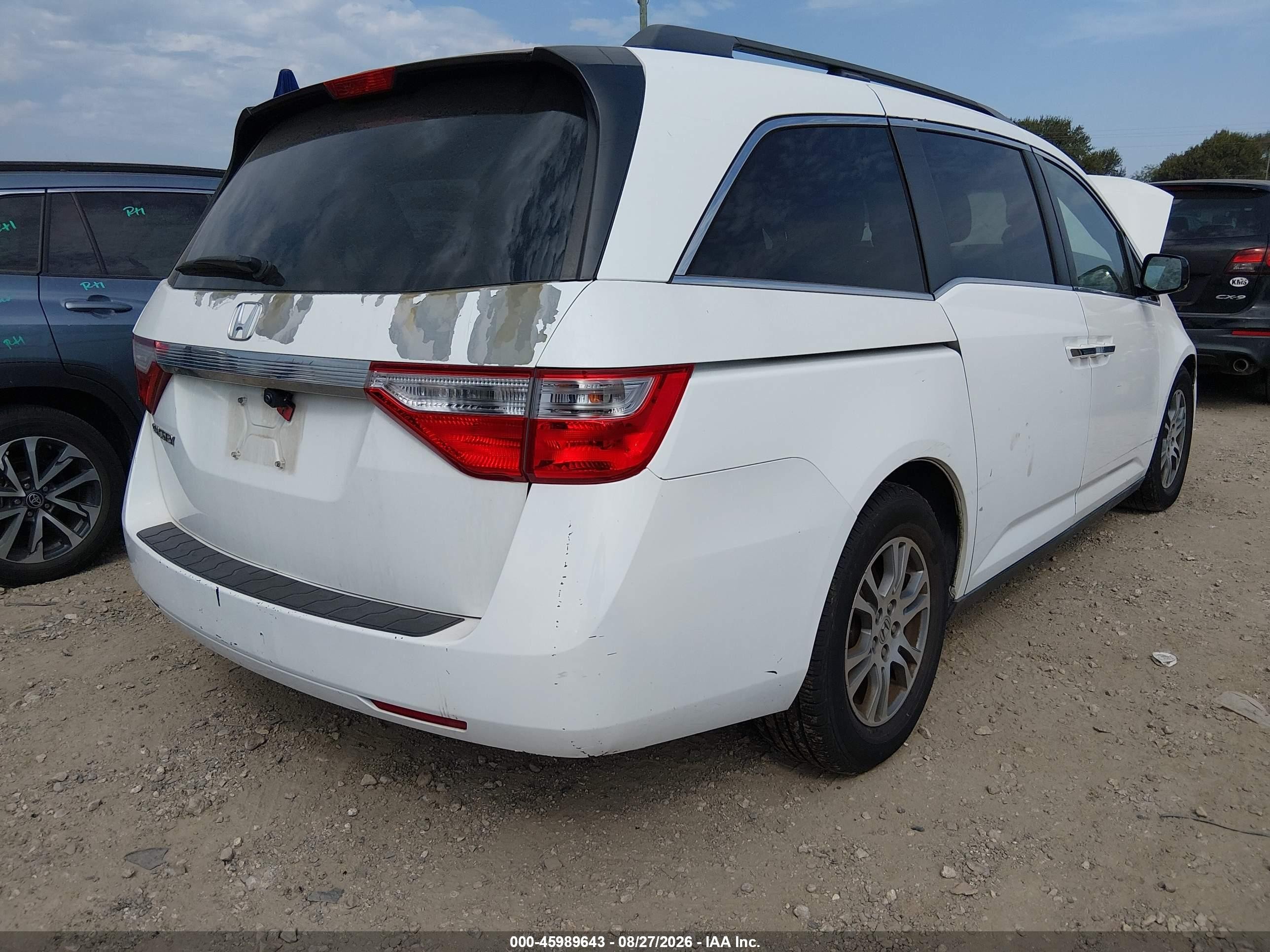 2011 Honda Odyssey Ex White vin: 5FNRL5H40BB067785