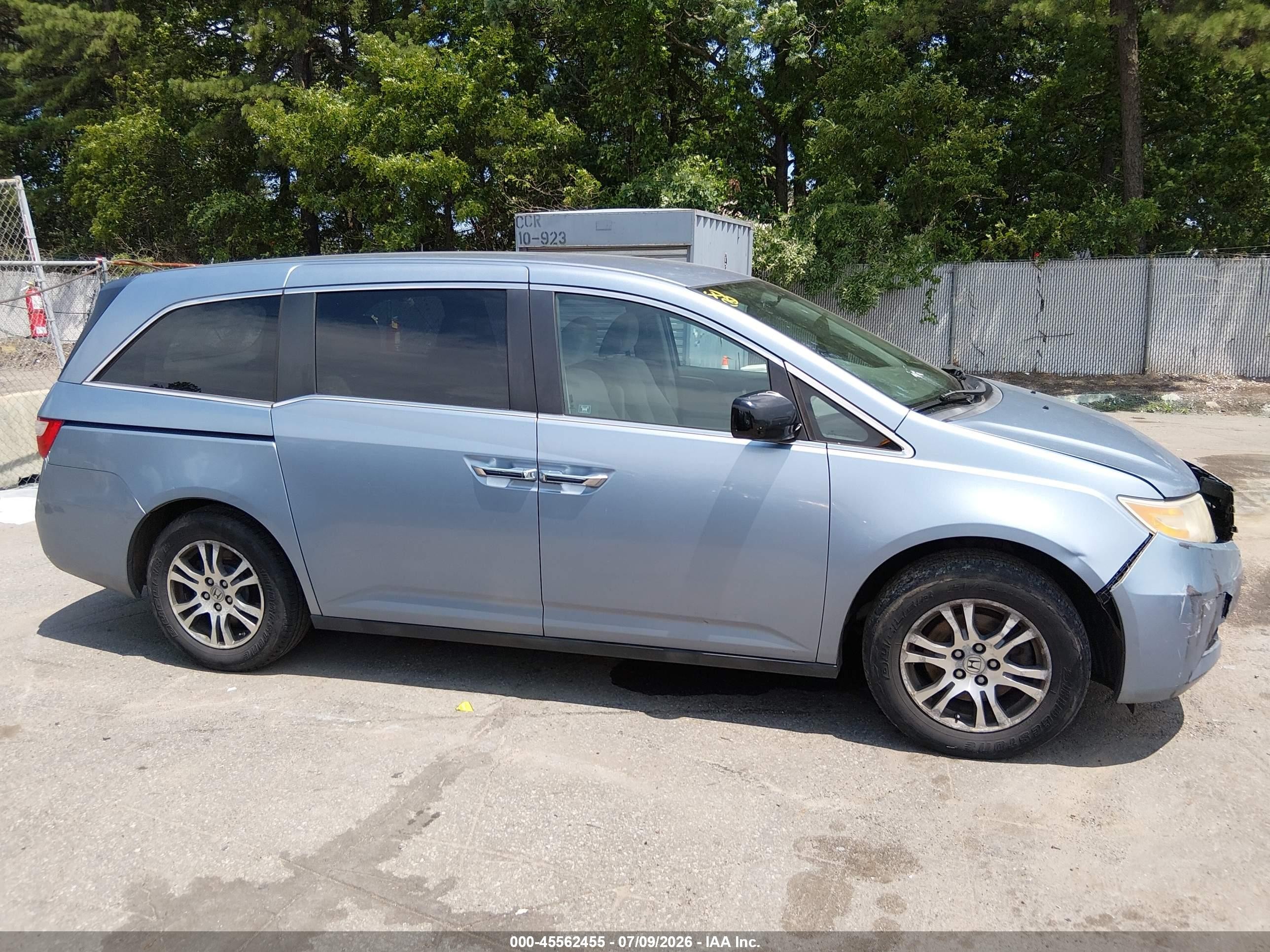2011 Honda Odyssey Ex Blue vin: 5FNRL5H40BB075398