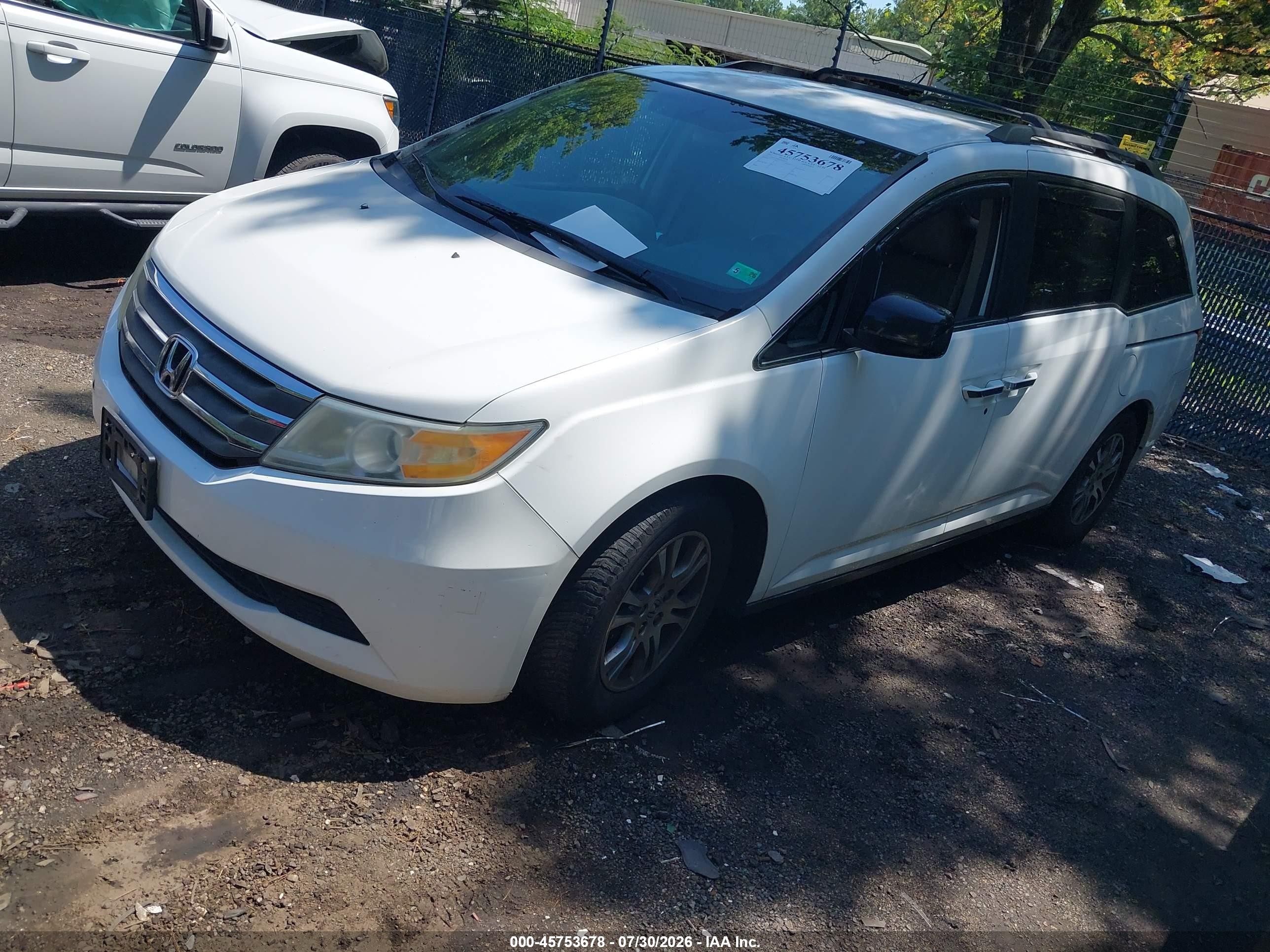 2012 Honda Odyssey Ex White vin: 5FNRL5H40CB042662