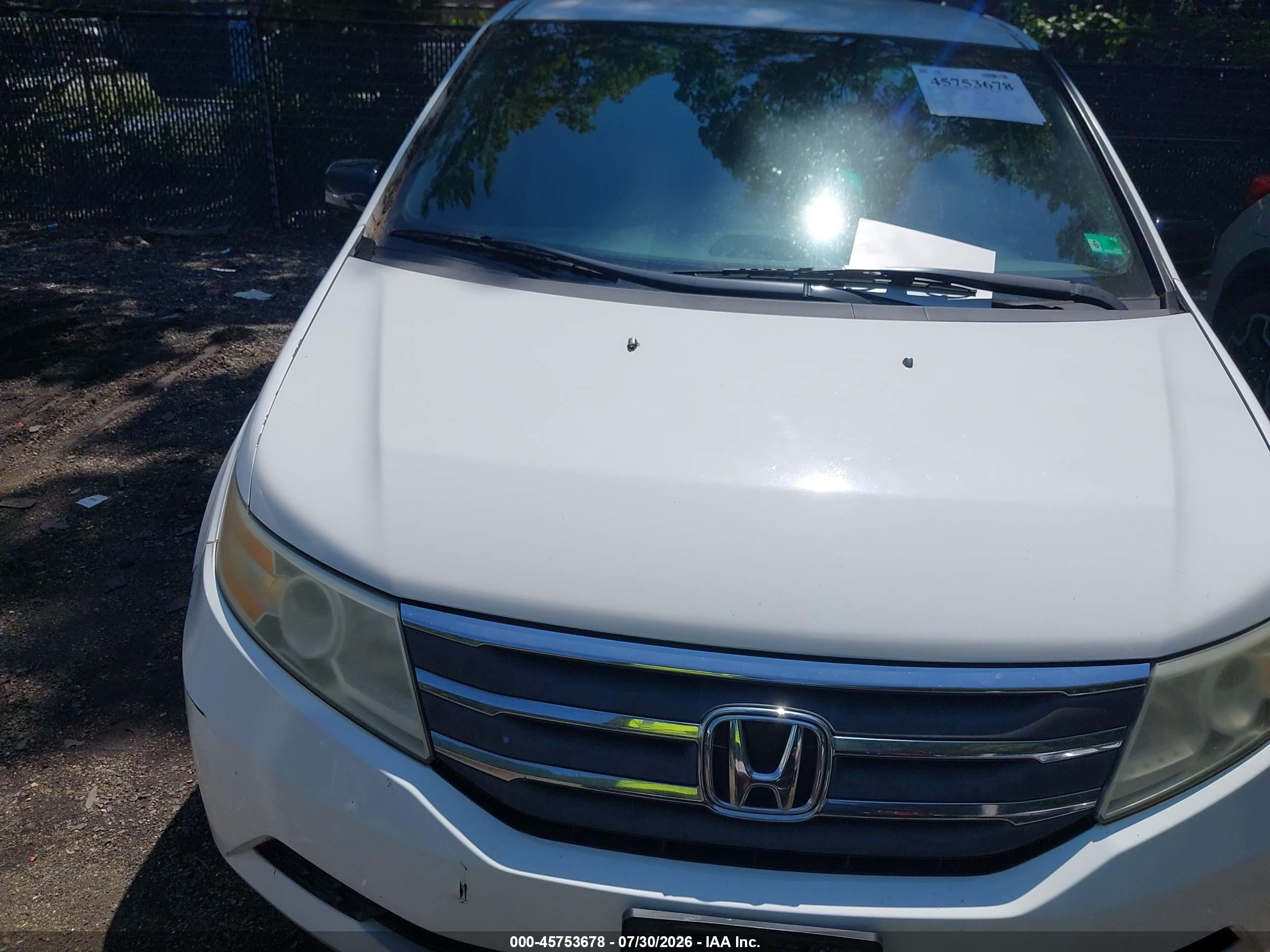 2012 Honda Odyssey Ex White vin: 5FNRL5H40CB042662