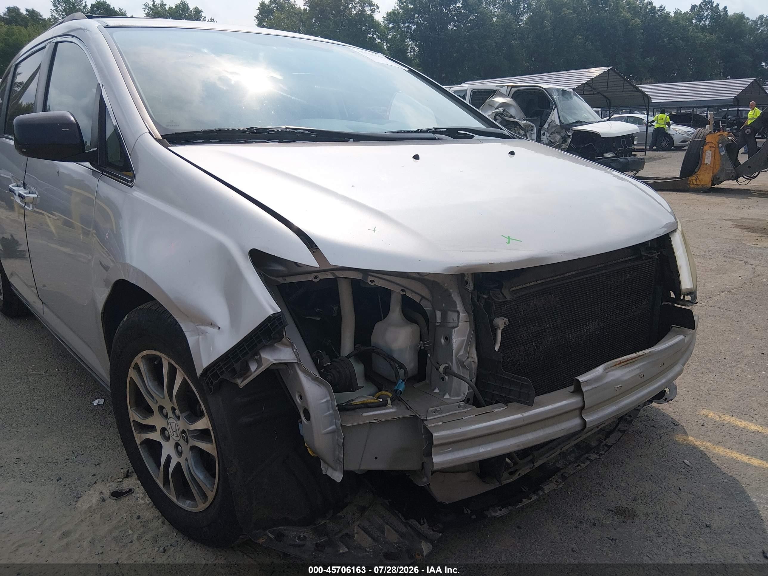 2013 Honda Odyssey Ex Silver vin: 5FNRL5H40DB044770