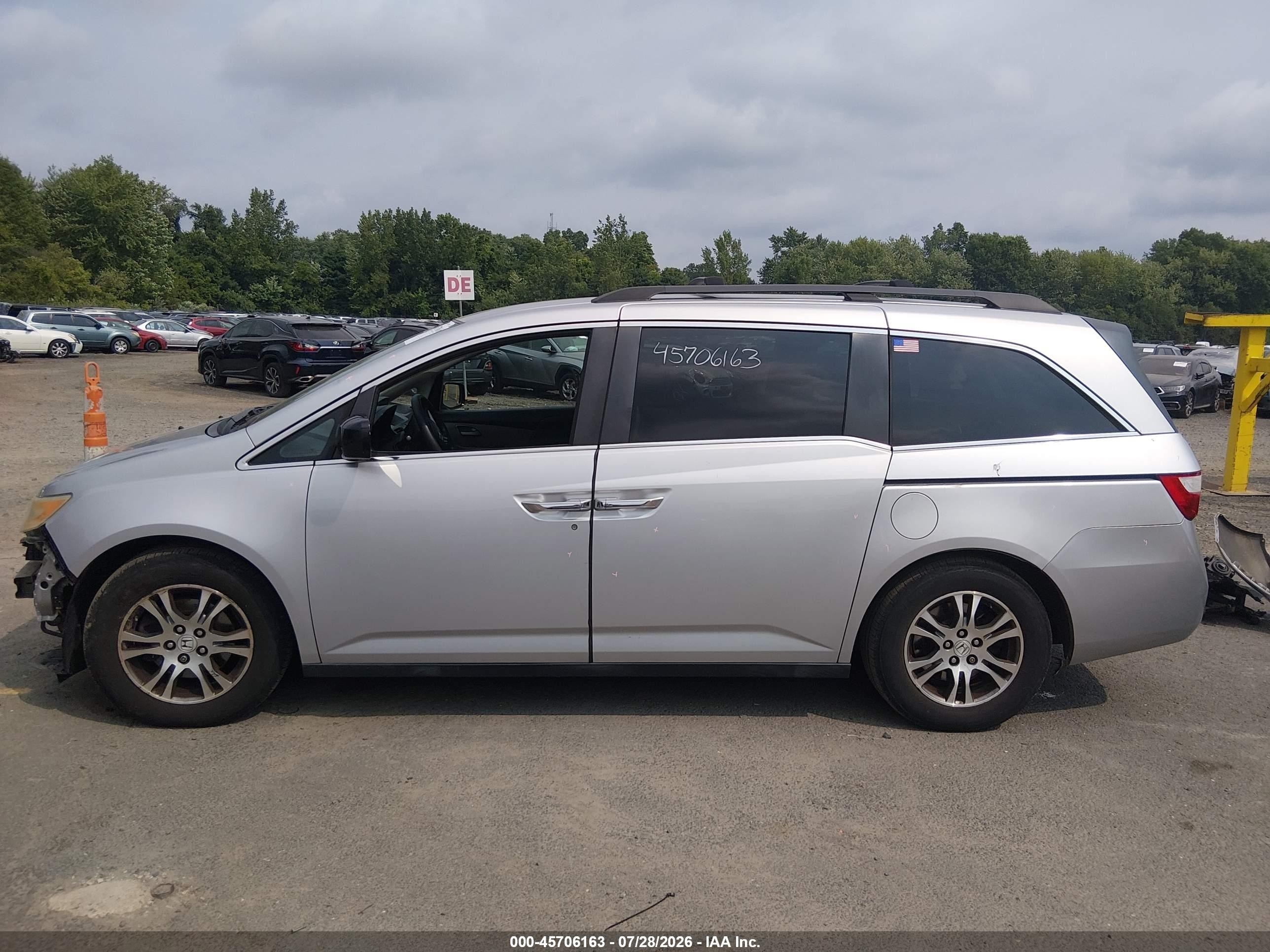 2013 Honda Odyssey Ex Silver vin: 5FNRL5H40DB044770