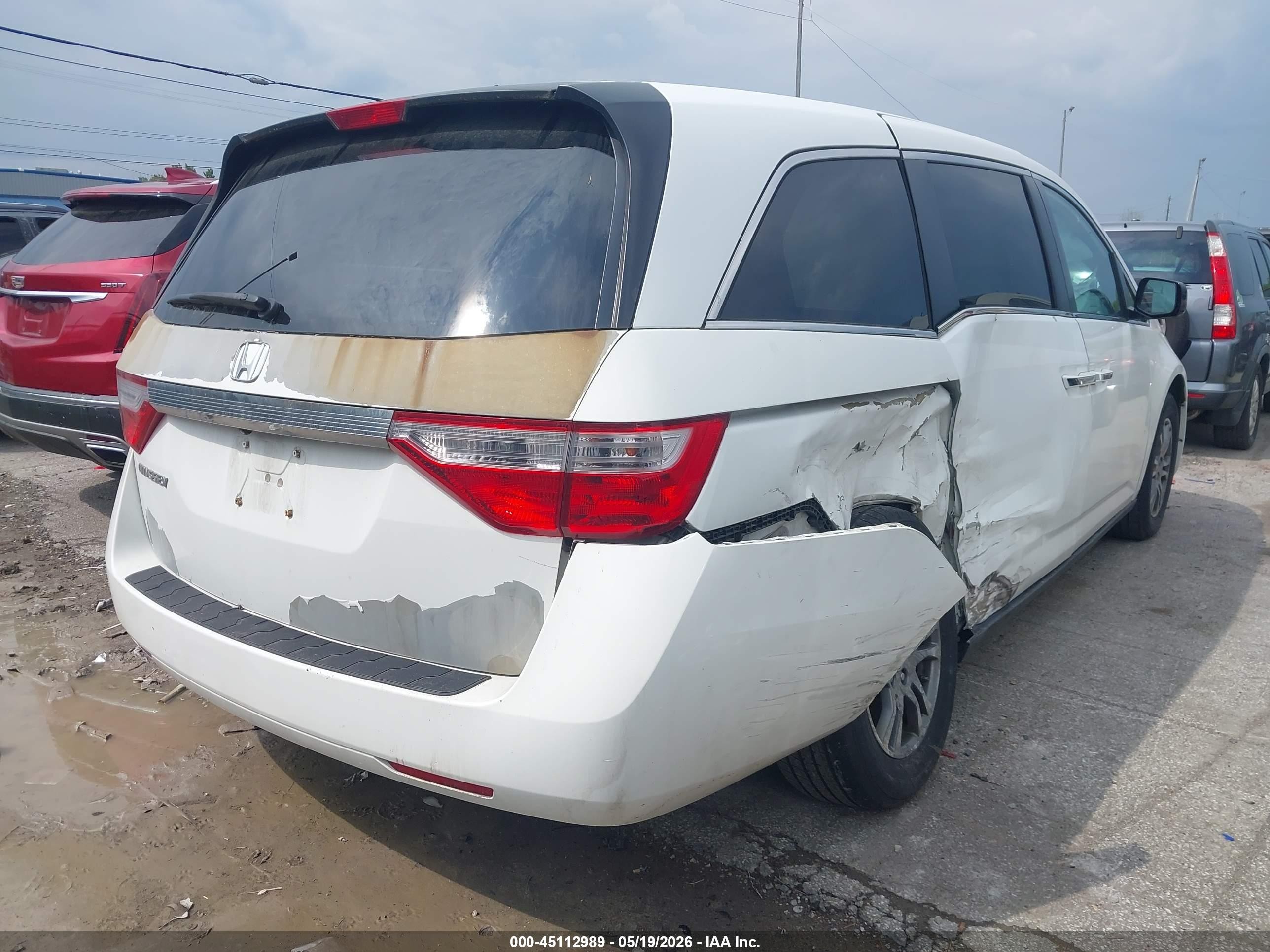 2013 Honda Odyssey Ex White vin: 5FNRL5H40DB079499