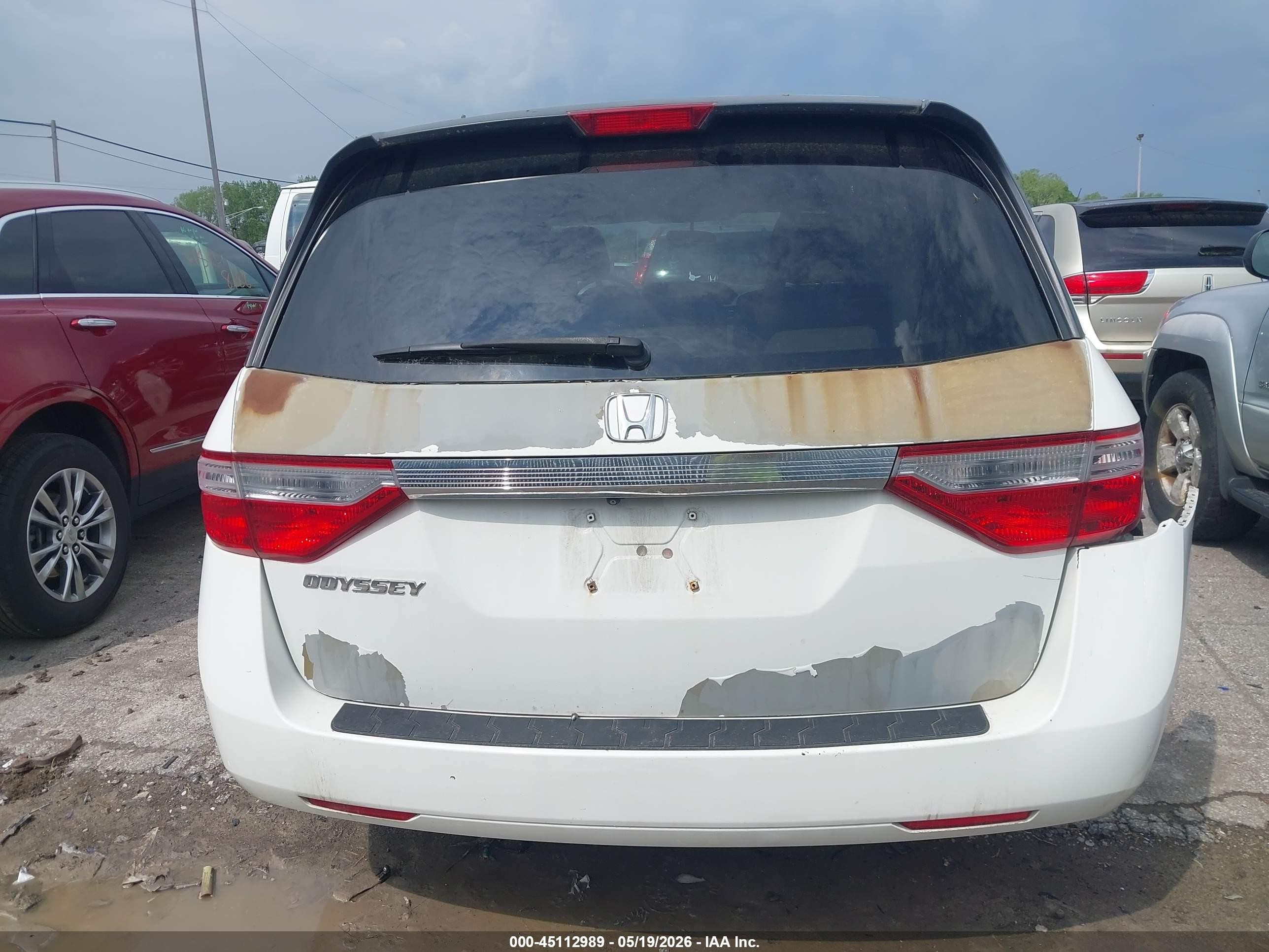 2013 Honda Odyssey Ex White vin: 5FNRL5H40DB079499