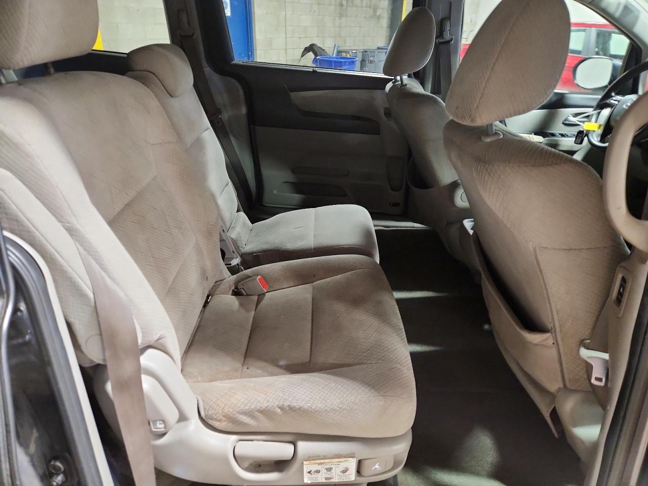 2014 Honda Odyssey Ex Gray vin: 5FNRL5H40EB057424