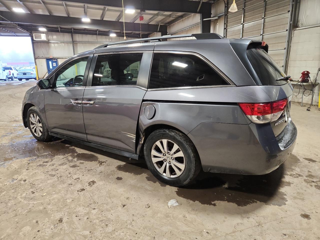 2014 Honda Odyssey Ex Gray vin: 5FNRL5H40EB057424 Damage: Left Rear Door, Scraped, 5 To 6 Inches