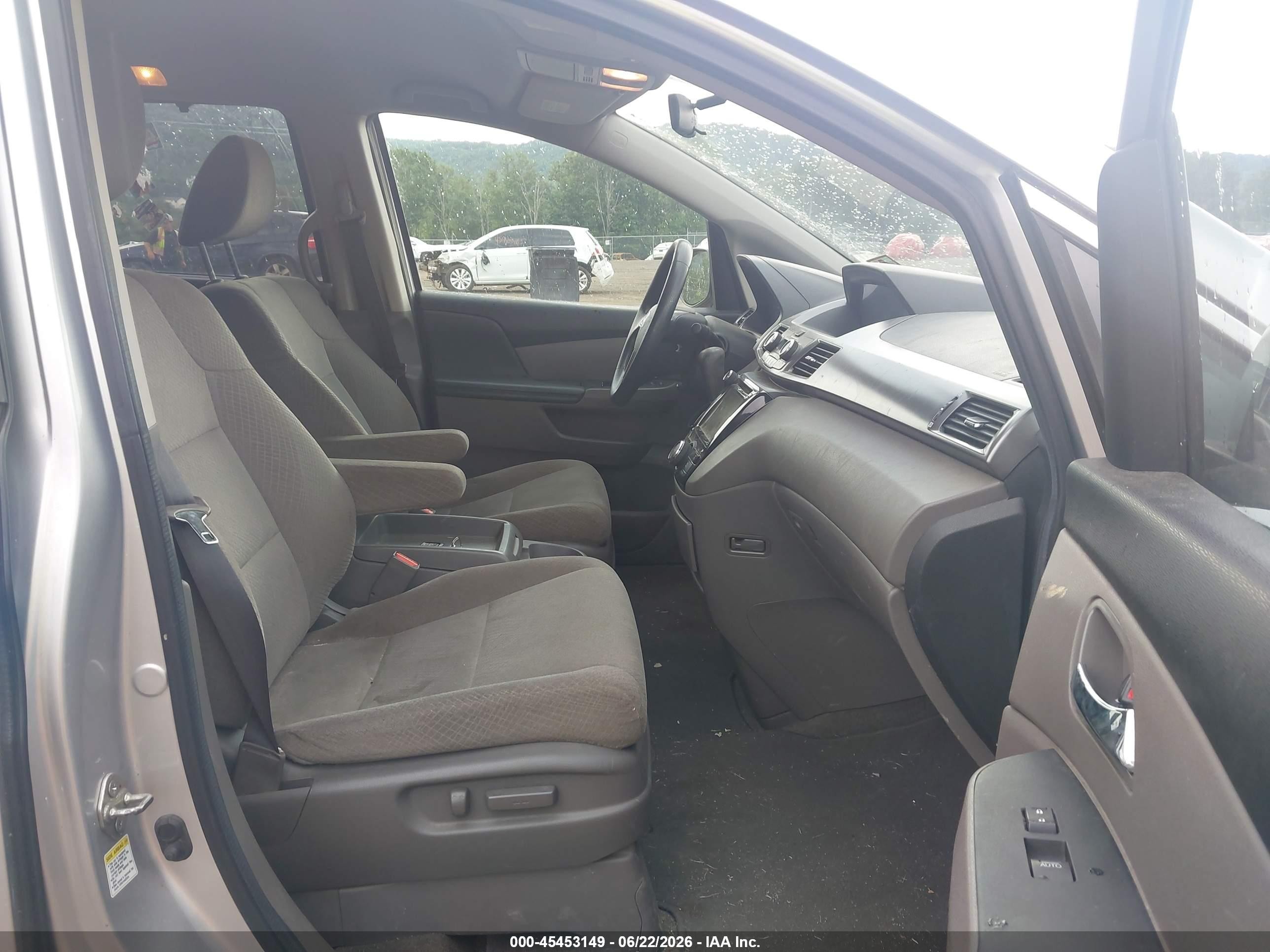 2014 Honda Odyssey Ex Серебряный vin: 5FNRL5H40EB078936