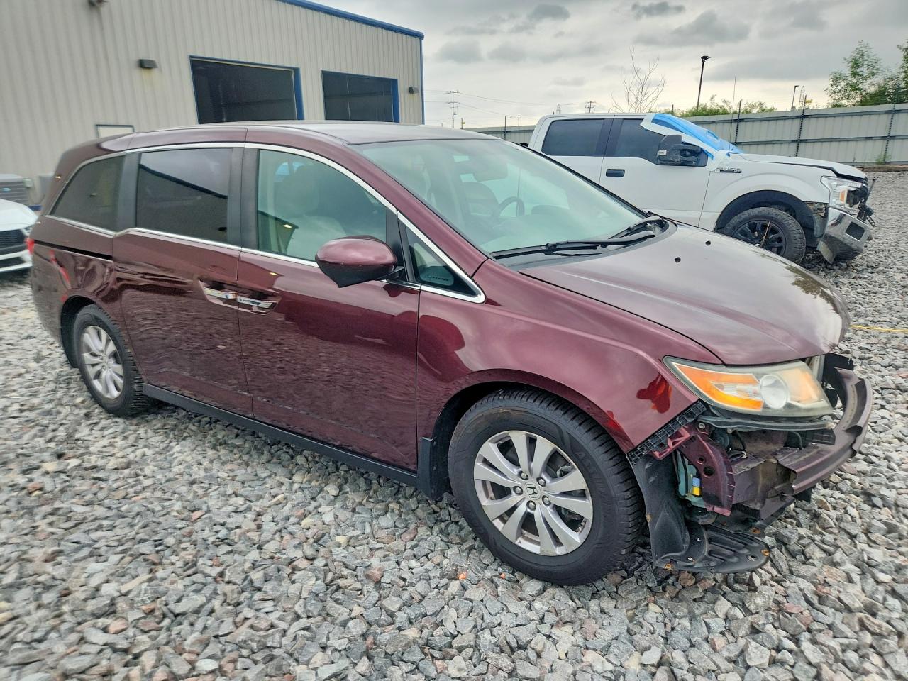 2014 Honda Odyssey Ex Burgundy vin: 5FNRL5H40EB100675