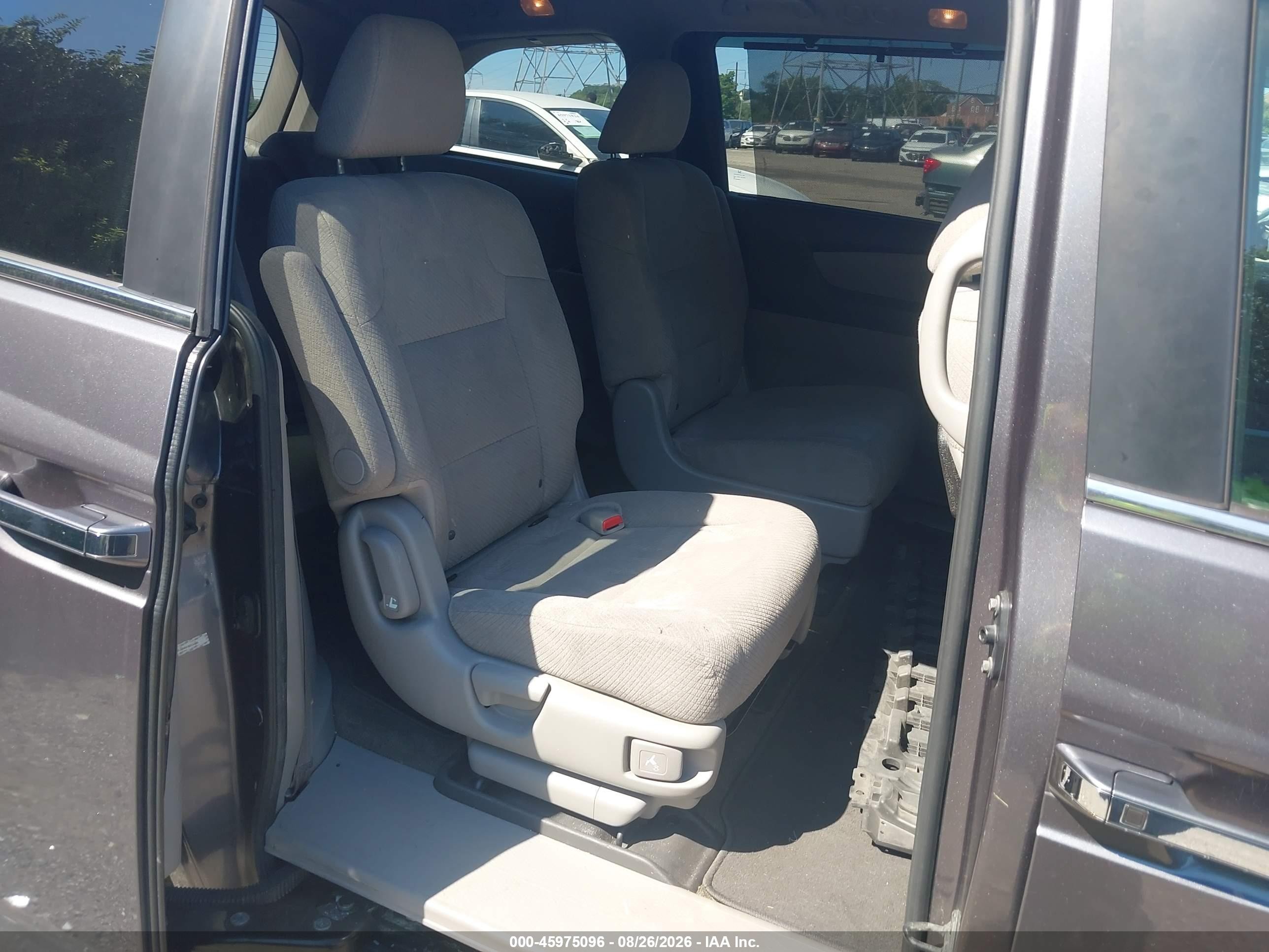 2015 Honda Odyssey Ex Gray vin: 5FNRL5H40FB023405