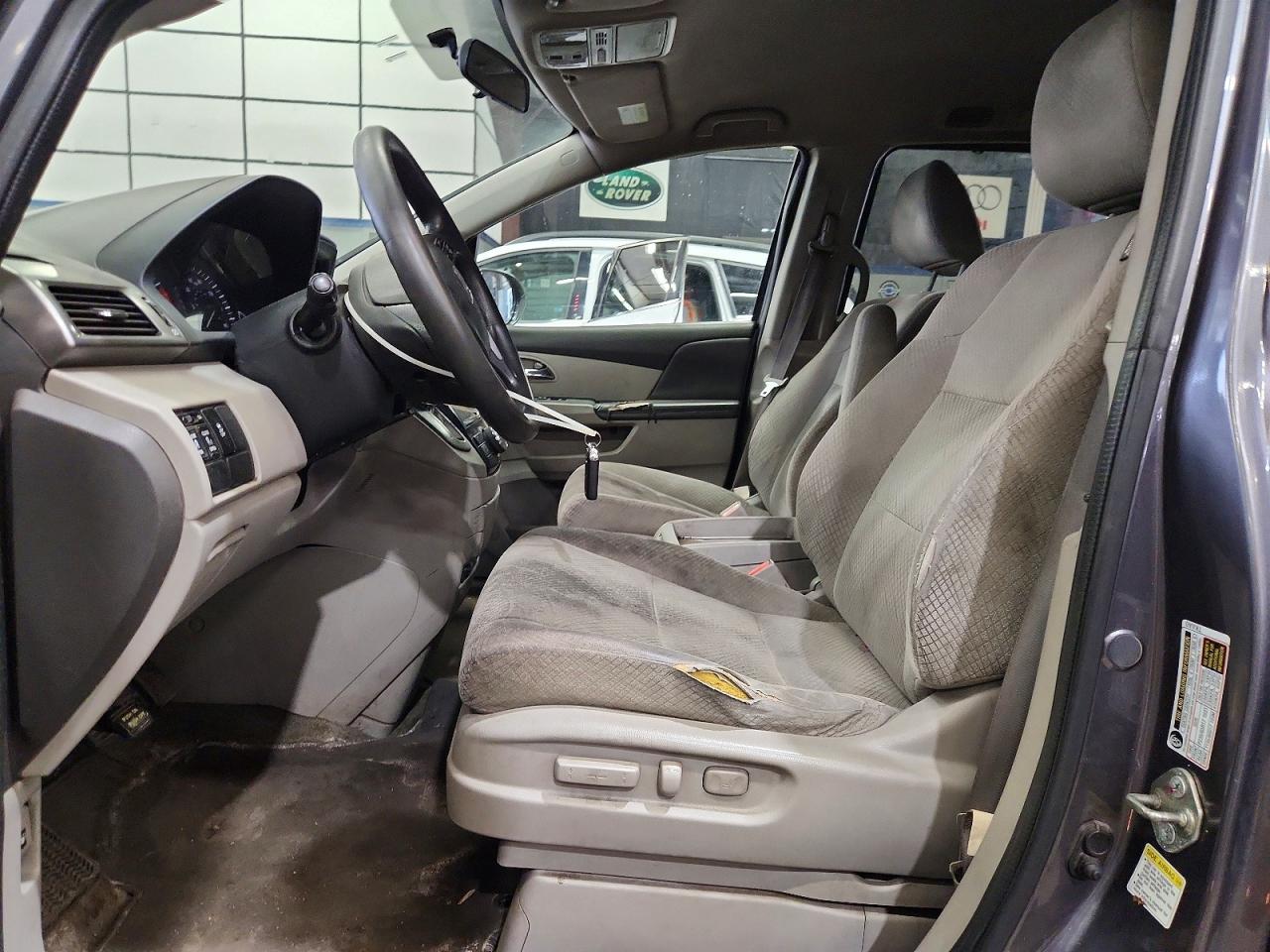 2015 Honda Odyssey Ex Gray vin: 5FNRL5H40FB043542