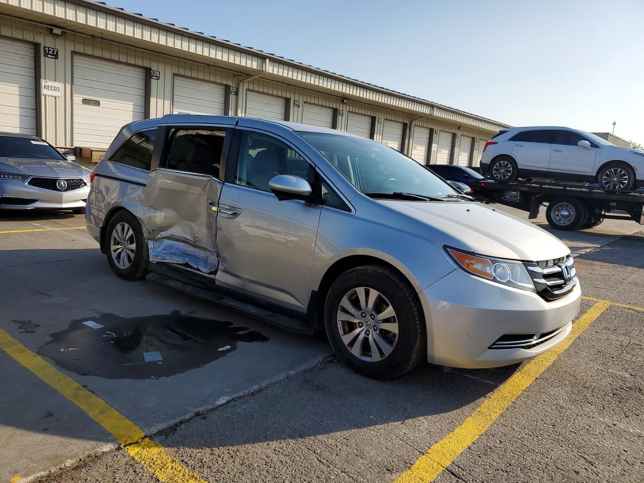 2015 Honda Odyssey Ex Silver vin: 5FNRL5H40FB050121