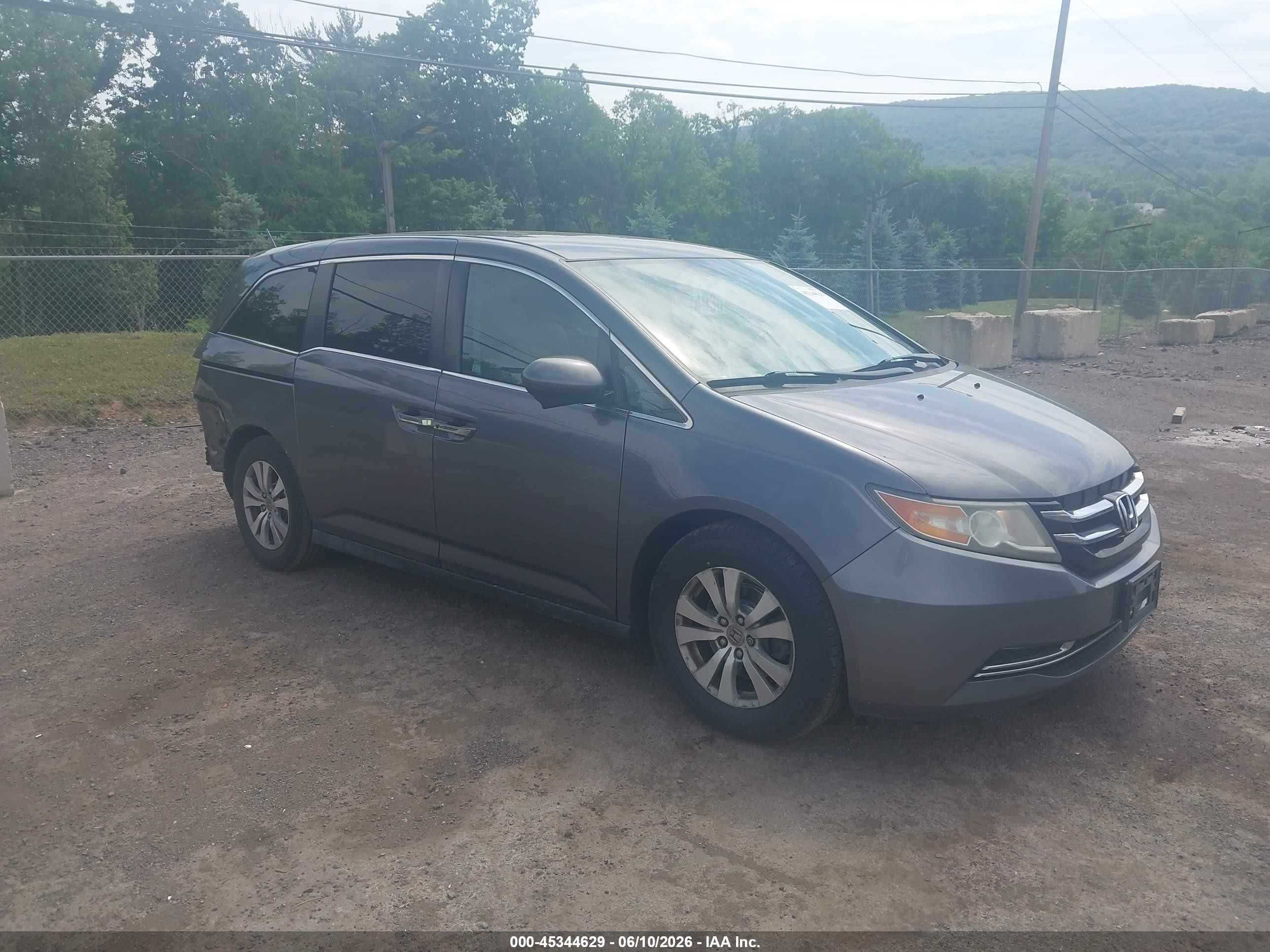 2015 Honda Odyssey Ex Gray vin: 5FNRL5H40FB106865