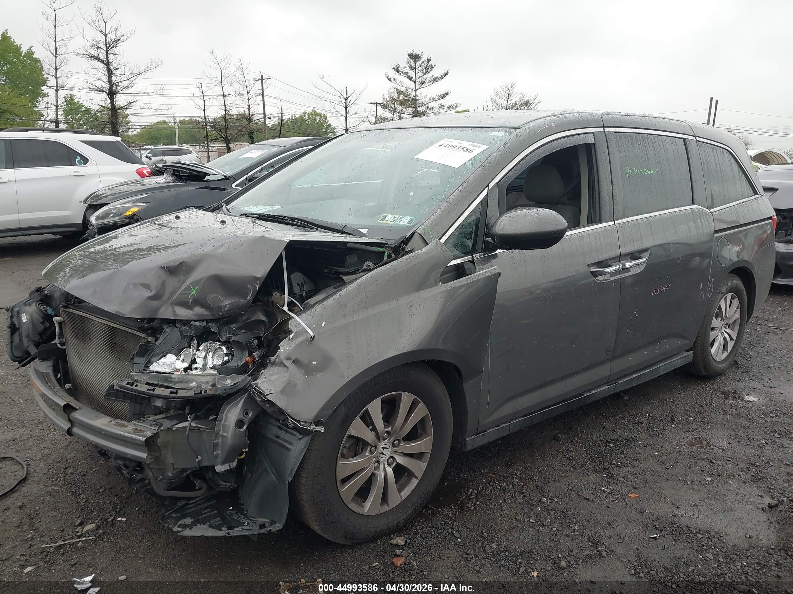 2015 Honda Odyssey Ex Gray vin: 5FNRL5H40FB125044