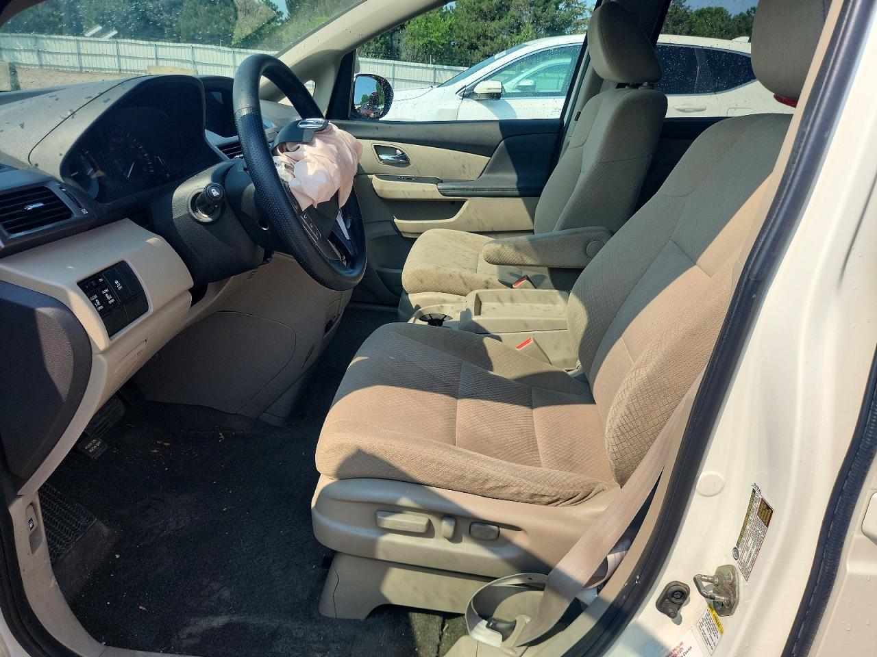 2015 Honda Odyssey Ex White vin: 5FNRL5H40FB131569