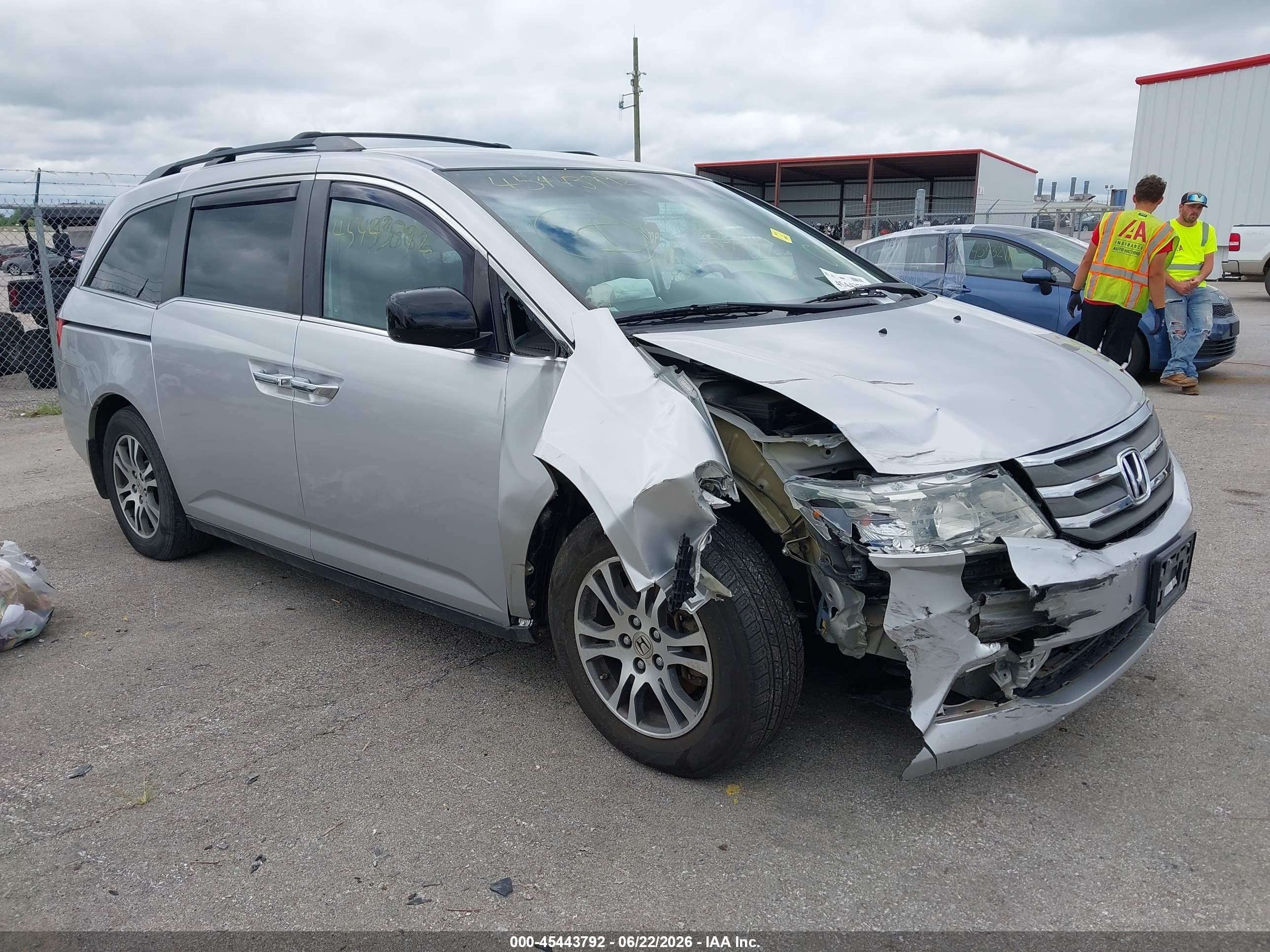 2011 Honda Odyssey Ex Silver vin: 5FNRL5H41BB051496