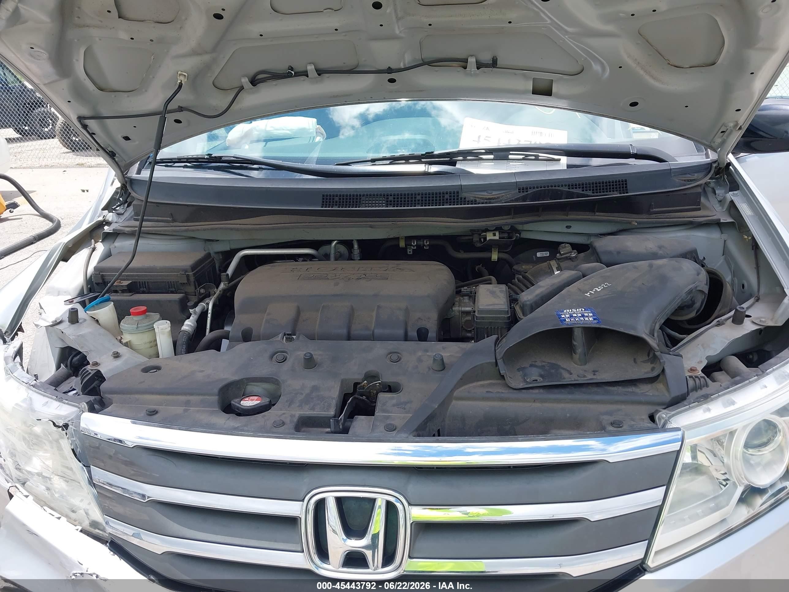 2011 Honda Odyssey Ex Silver vin: 5FNRL5H41BB051496