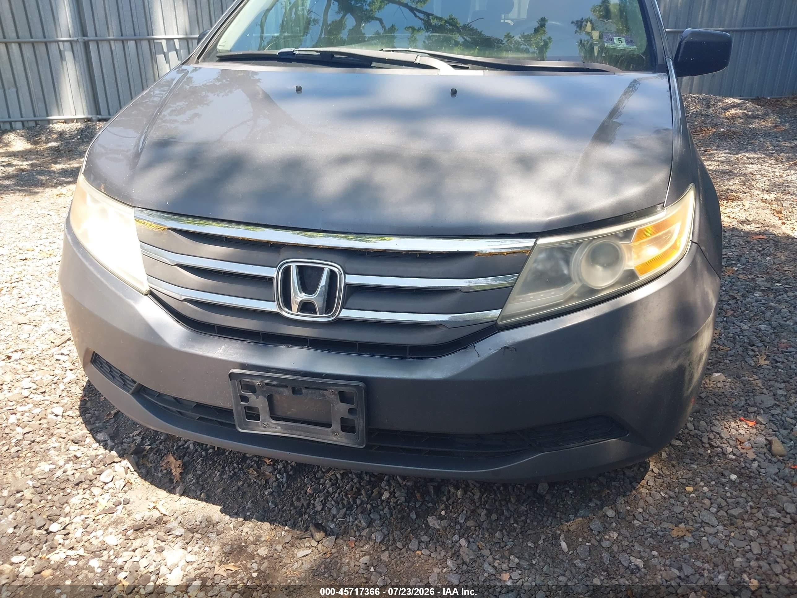 2011 Honda Odyssey Ex Gray vin: 5FNRL5H41BB074390