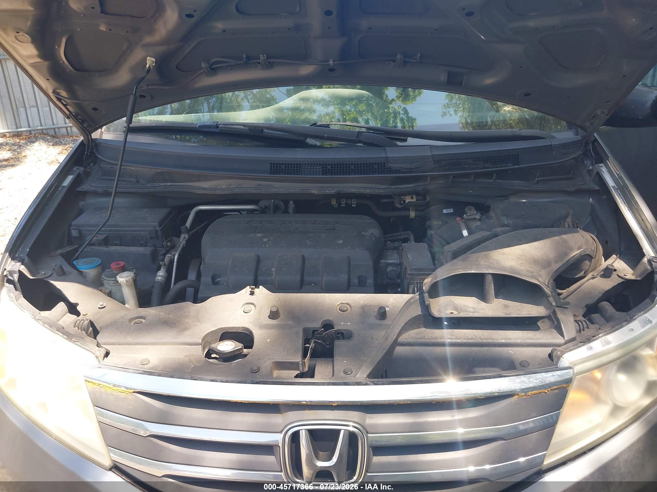 2011 Honda Odyssey Ex Gray vin: 5FNRL5H41BB074390