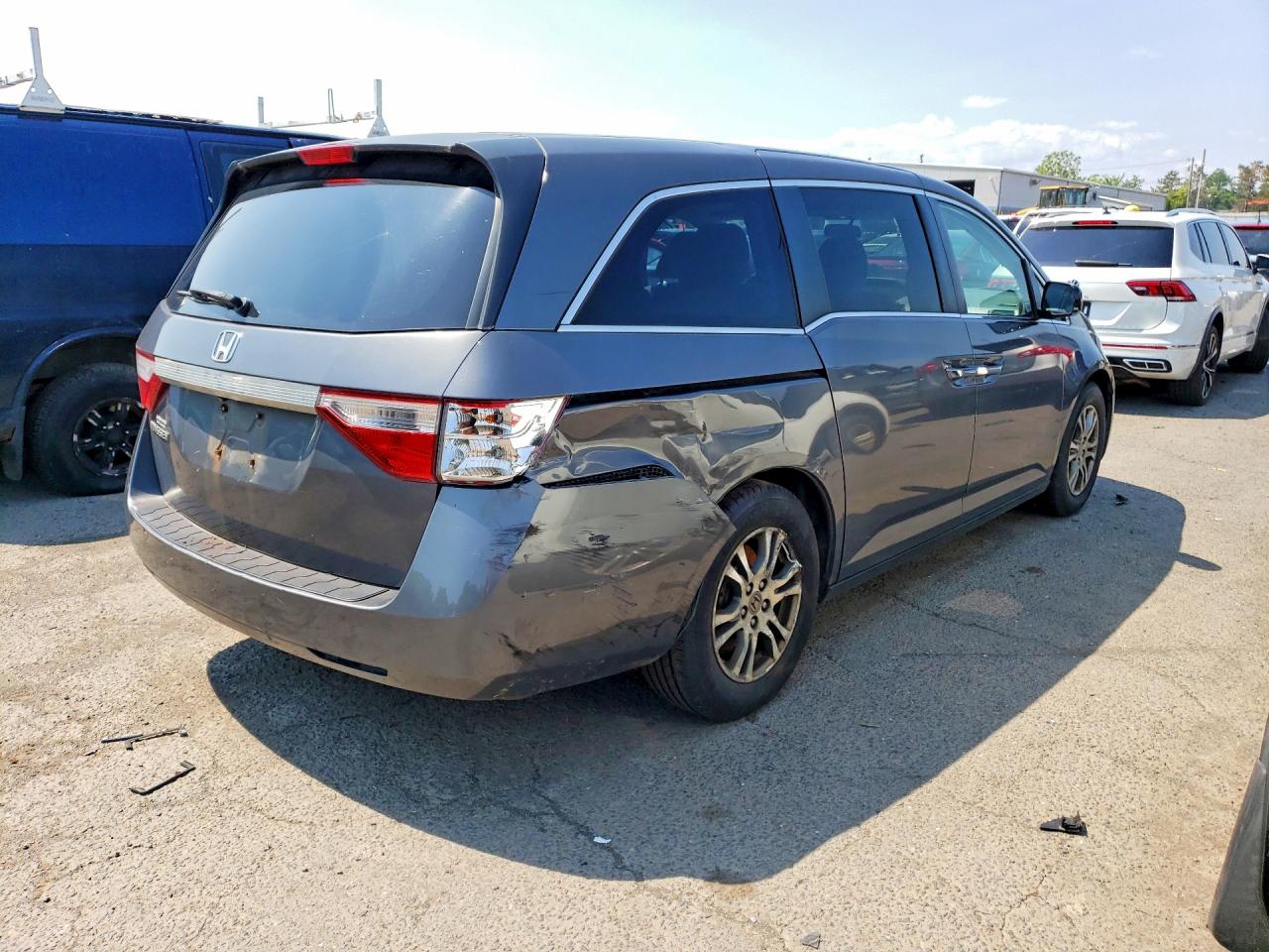 2013 Honda Odyssey Ex Gray vin: 5FNRL5H41DB007484