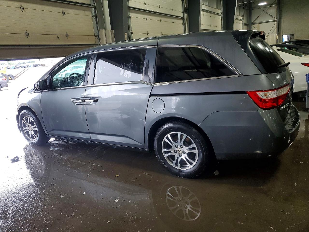 2013 Honda Odyssey Ex Gray vin: 5FNRL5H41DB017562