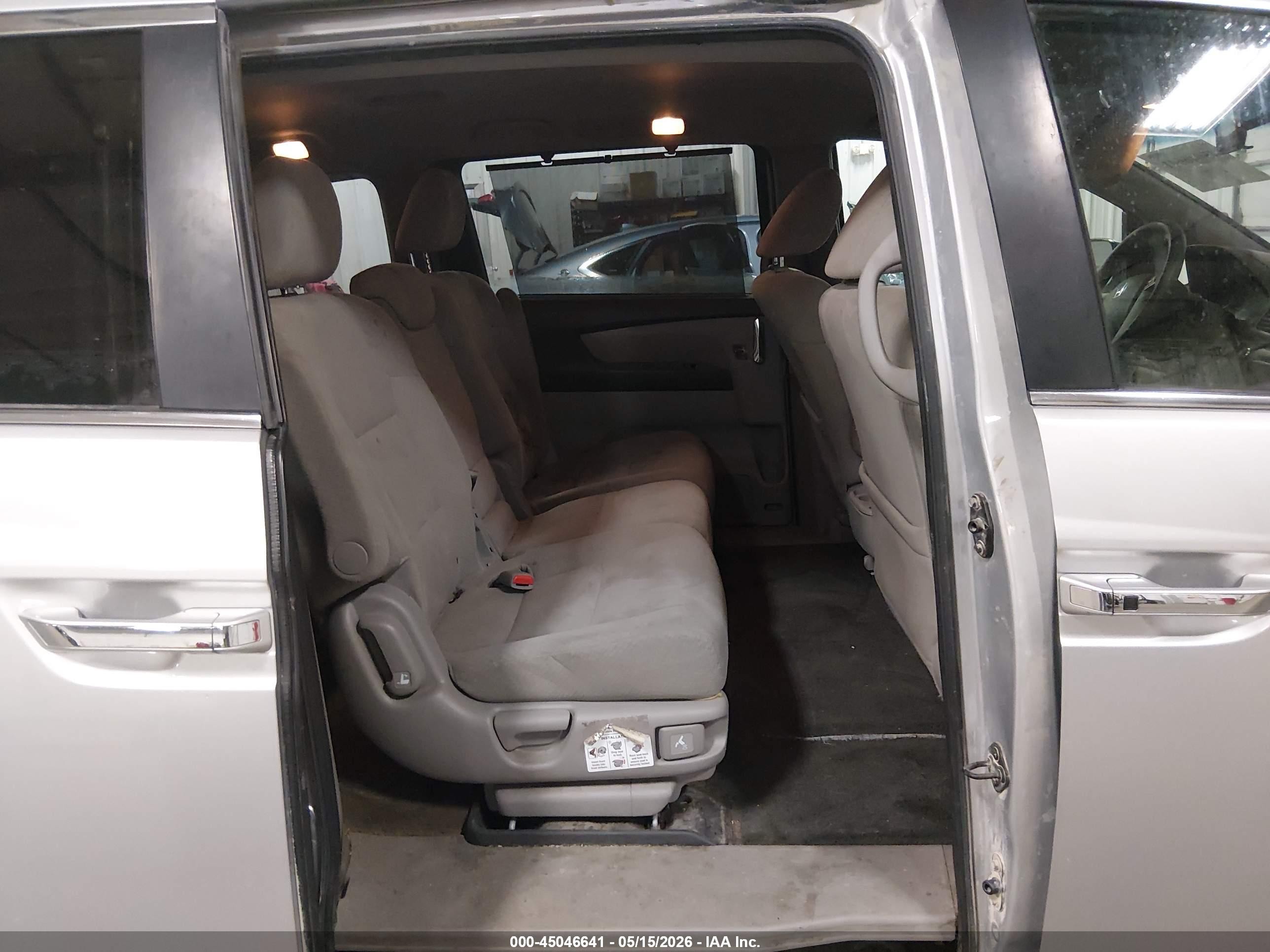 2014 Honda Odyssey Ex Серебряный vin: 5FNRL5H41EB066732