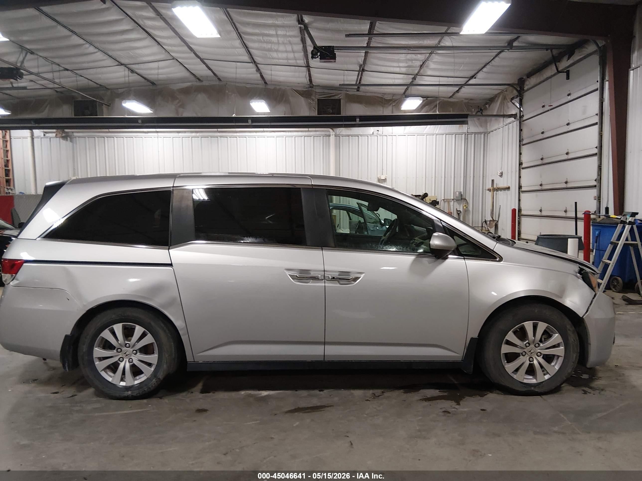 2014 Honda Odyssey Ex Серебряный vin: 5FNRL5H41EB066732
