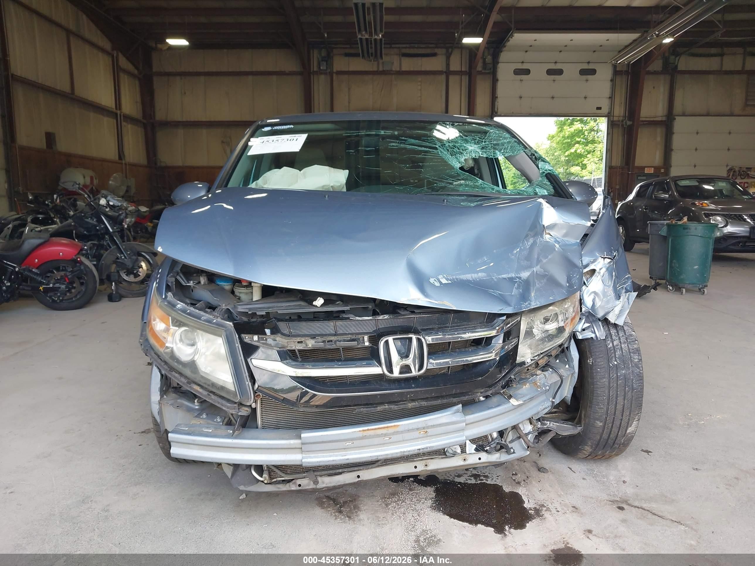 2014 Honda Odyssey Ex Light Blue vin: 5FNRL5H41EB076418