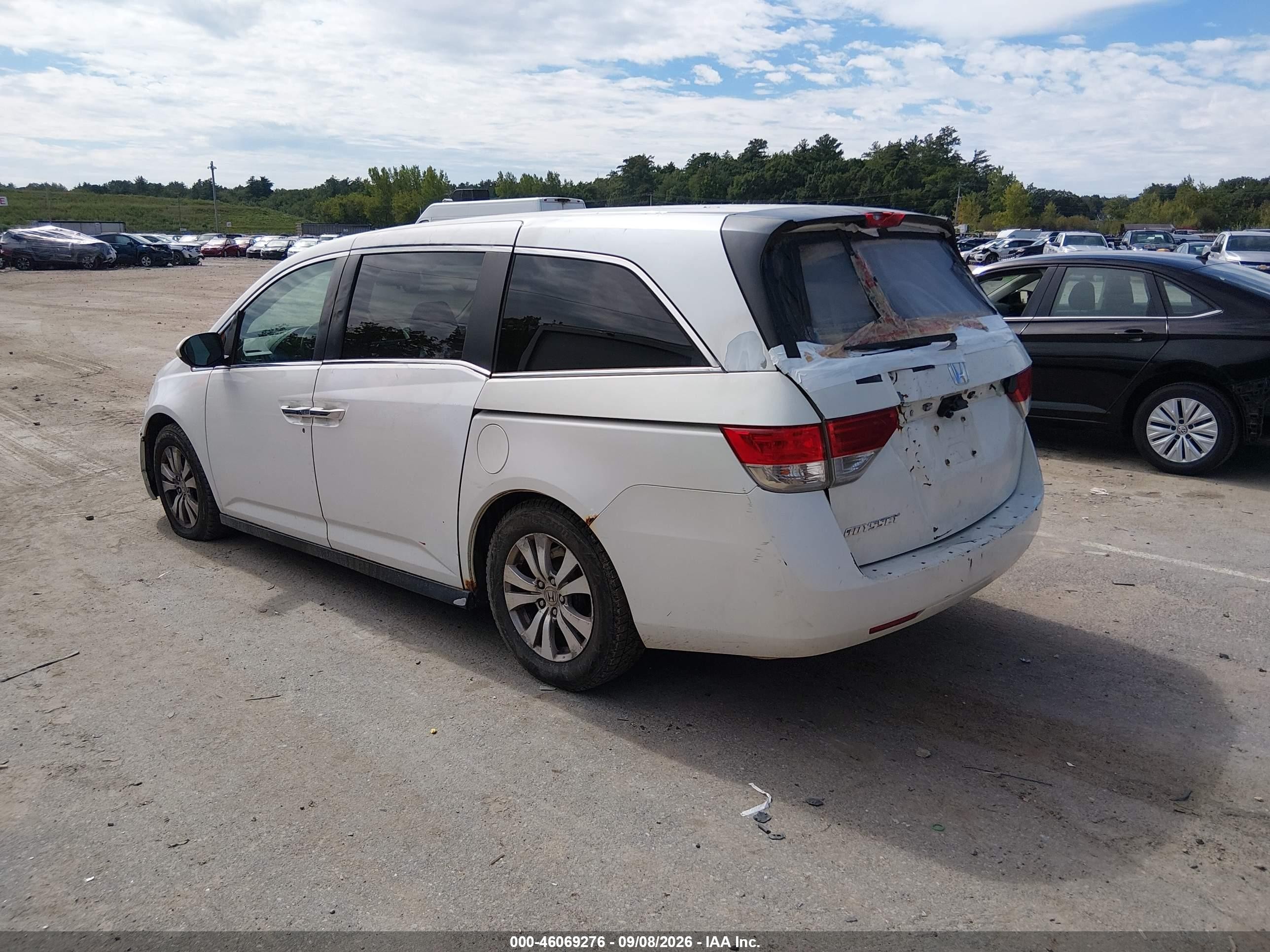 2014 Honda Odyssey Ex White vin: 5FNRL5H41EB077696