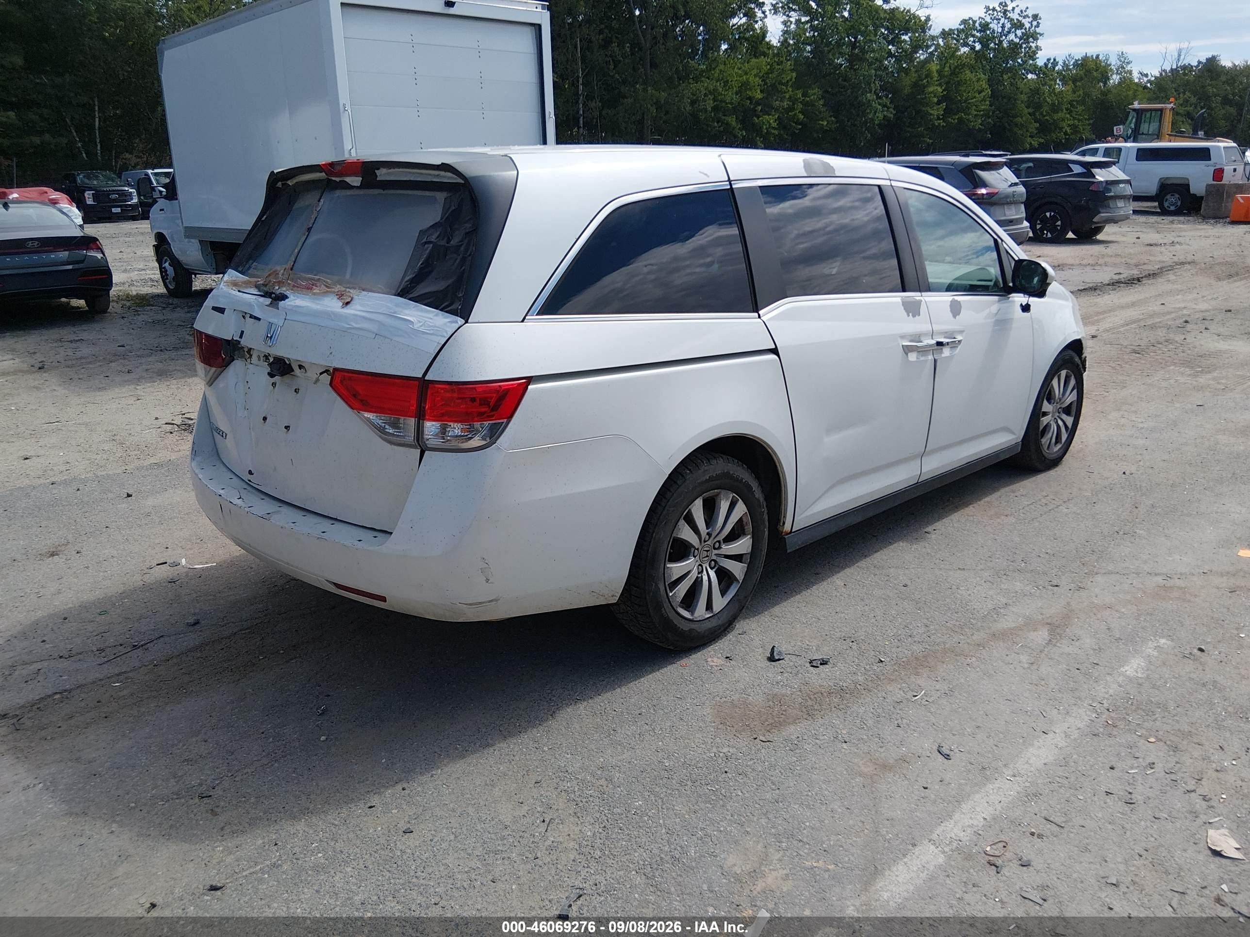 2014 Honda Odyssey Ex White vin: 5FNRL5H41EB077696