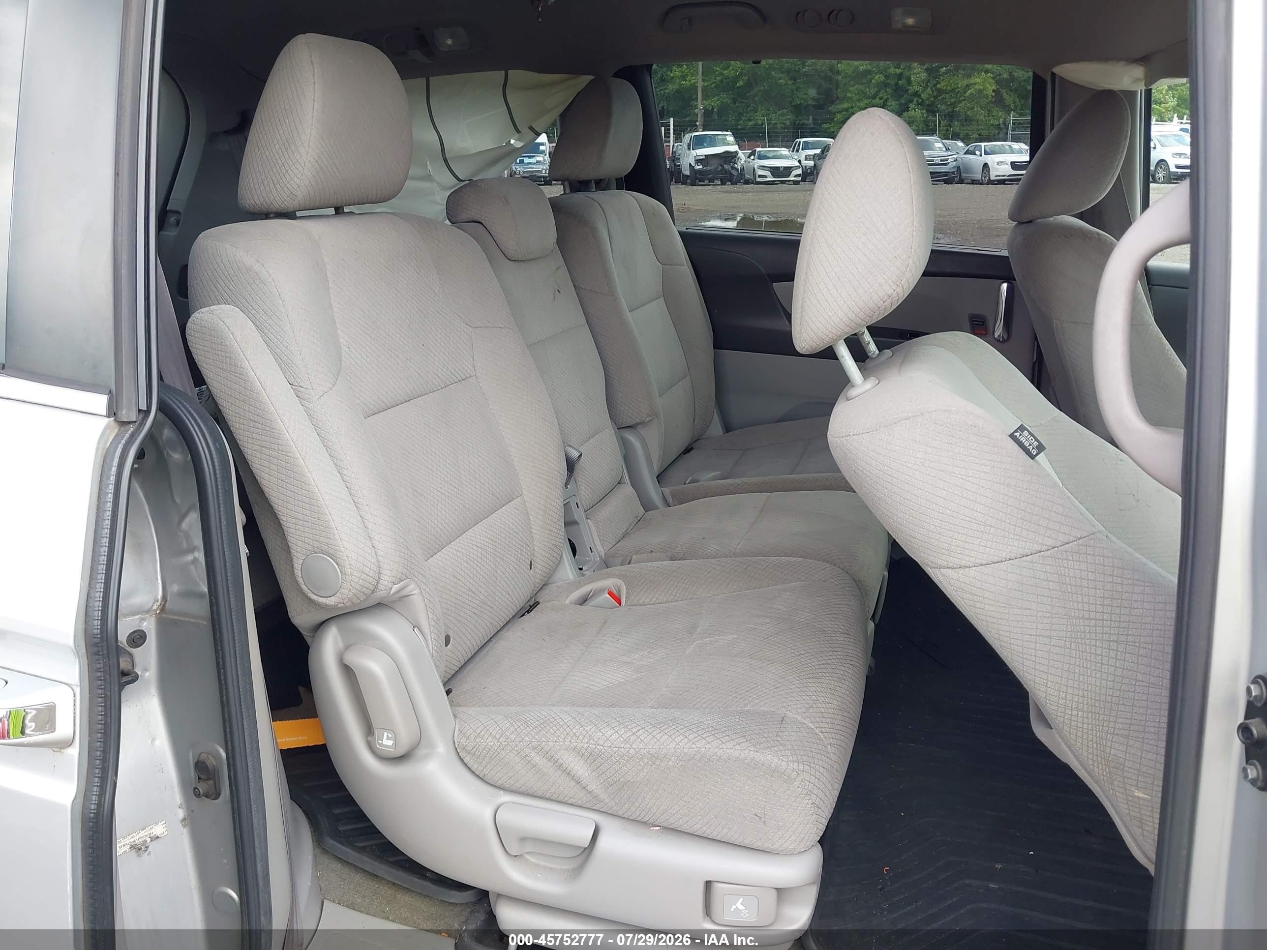 2015 Honda Odyssey Ex Silver vin: 5FNRL5H41FB034364