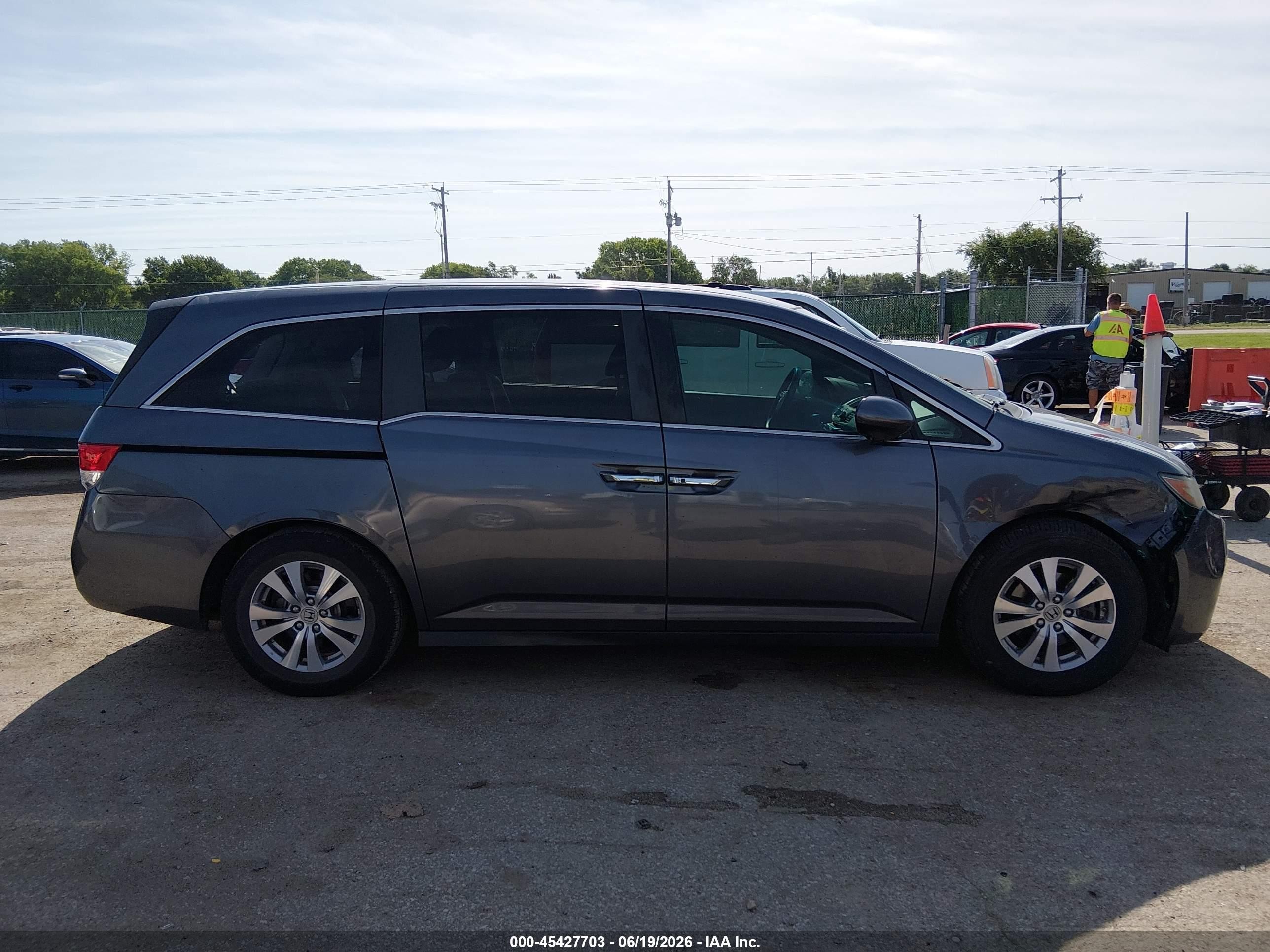 2015 Honda Odyssey Ex Gray vin: 5FNRL5H41FB126199